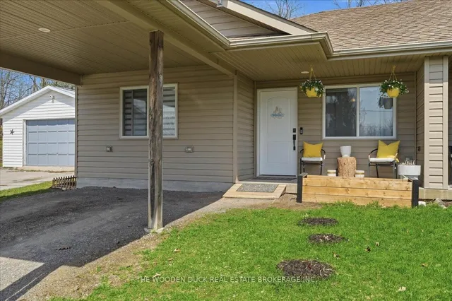 96 Livingstone Ave, Madoc 2