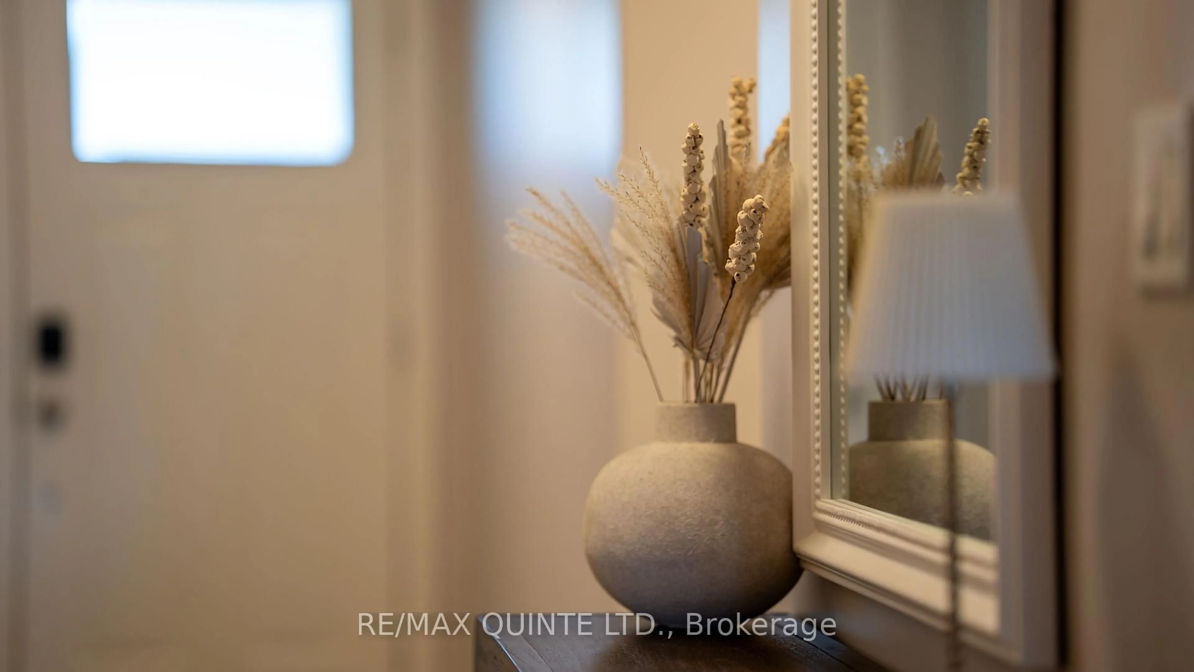 A pic of a room for 84 Spruce Gdns, Belleville Ontario K8N 0B7