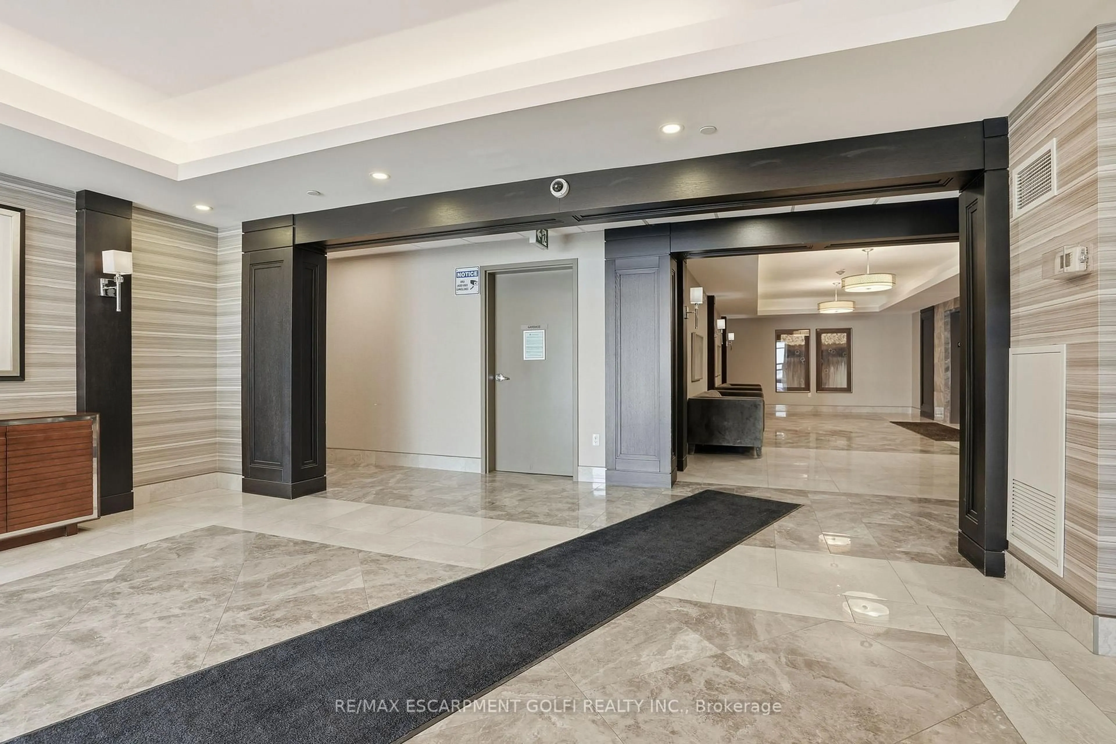 Lobby for 101 Shoreview Pl #104, Hamilton Ontario L8E 0K2