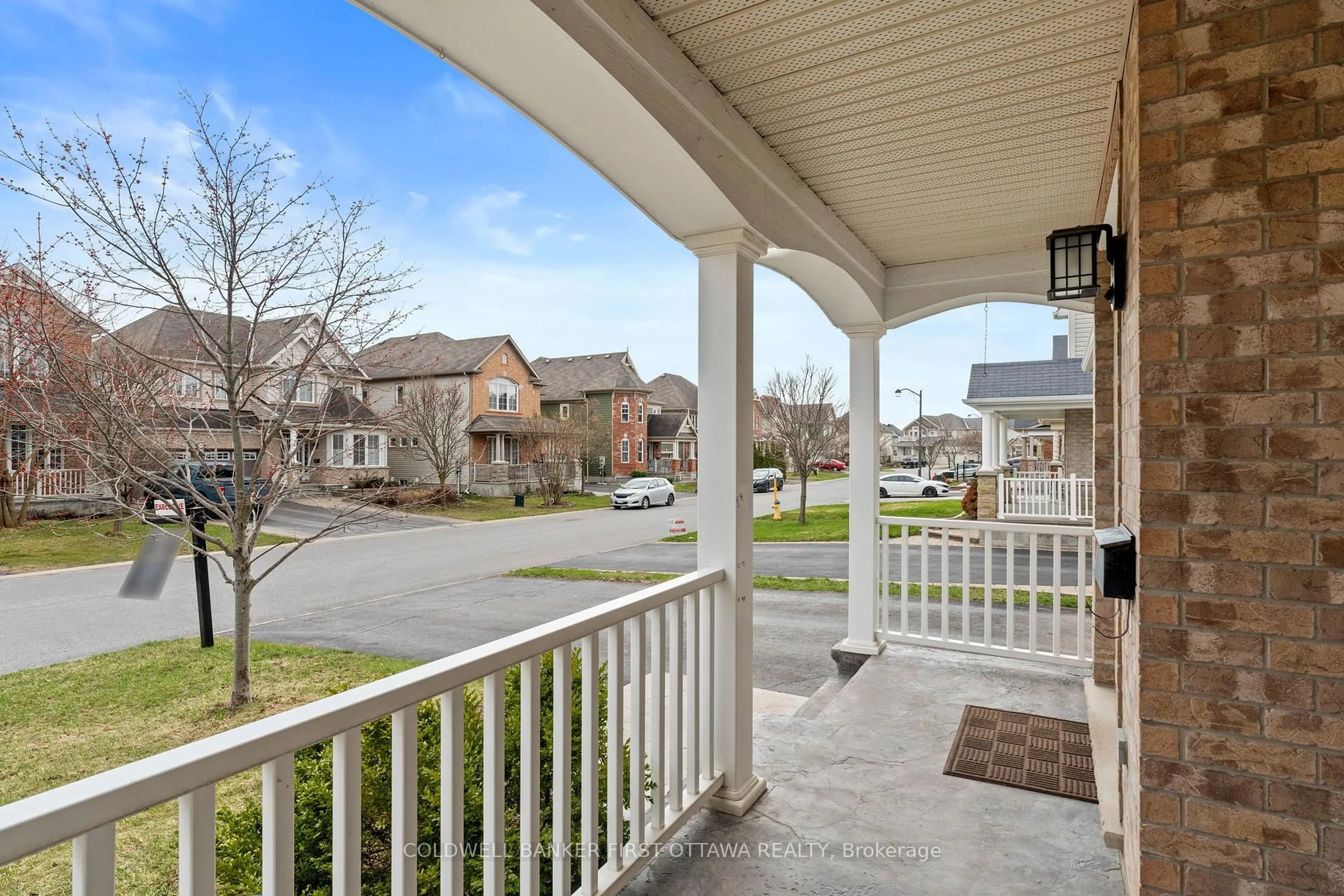 Patio, street for 2176 SUNSET COVE Circ, Ottawa Ontario K2J 0T9