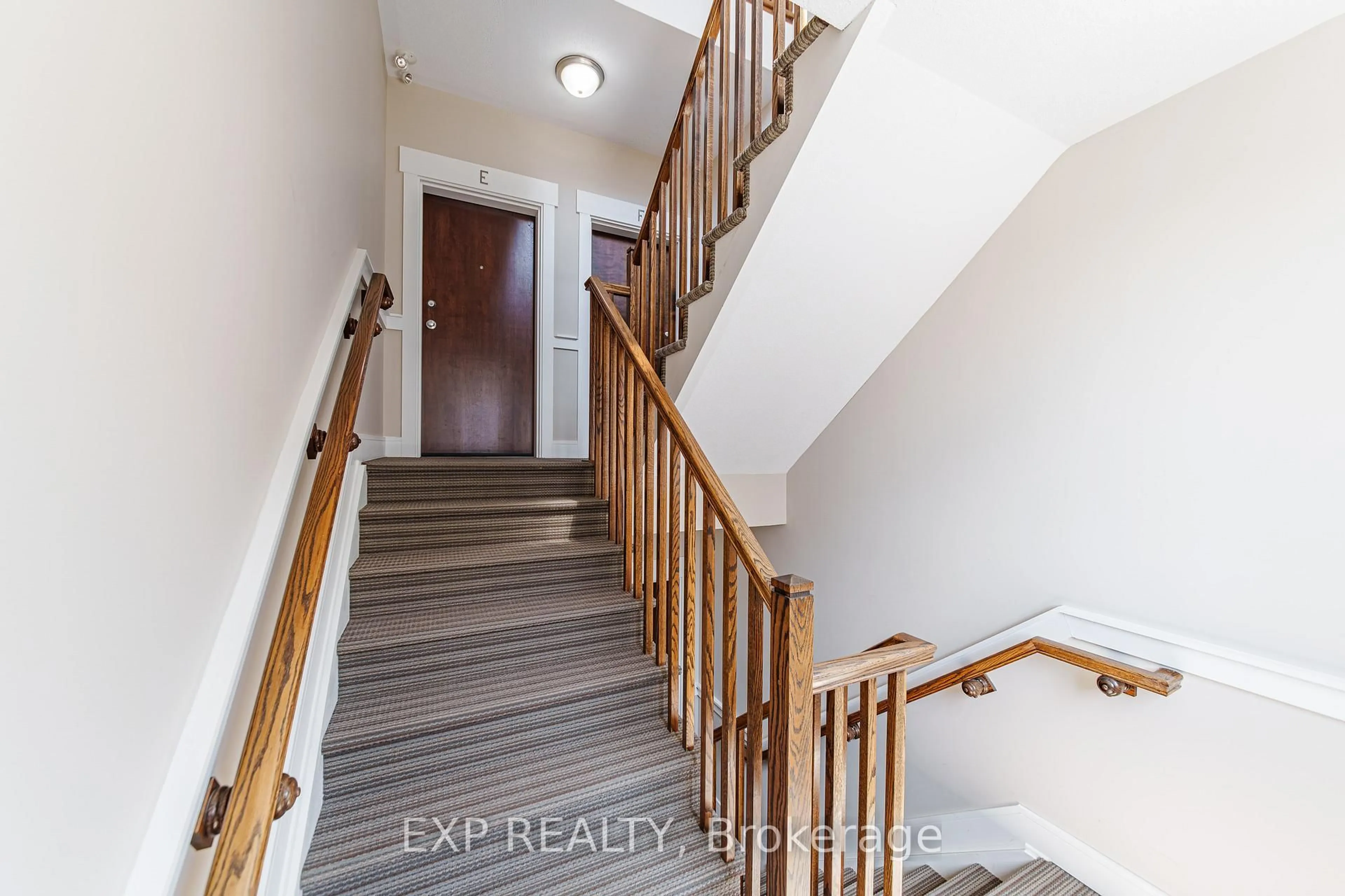 Unknown for 67 Tipperary Private #E, Ottawa Ontario K2J 2T3