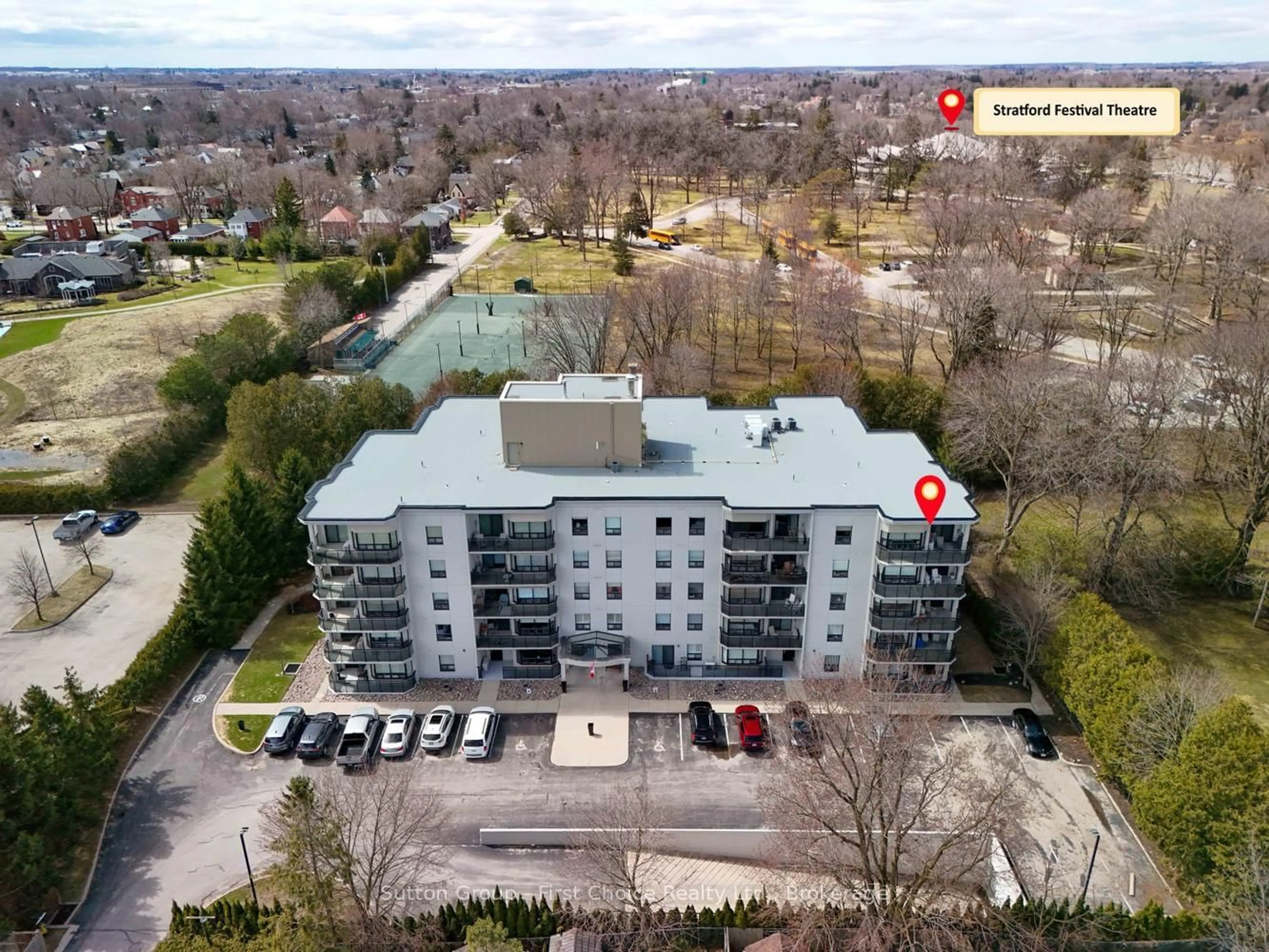 A pic from outside/outdoor area/front of a property/back of a property/a pic from drone, building for 160 Romeo St #505, Stratford Ontario N5A 4S9