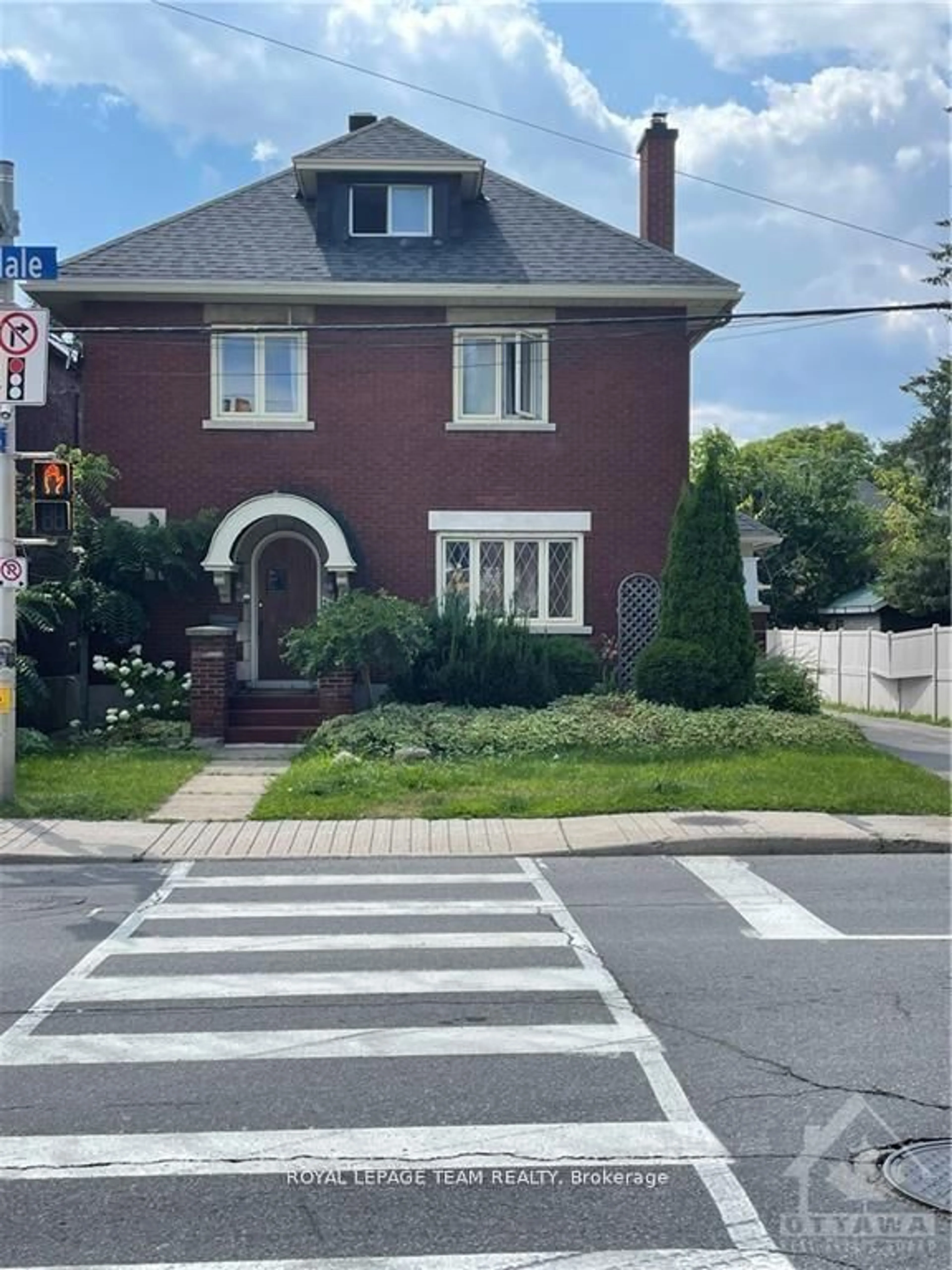 Home with brick exterior material, street for 444 Parkdale Ave, Ottawa Ontario K1Y 1H1