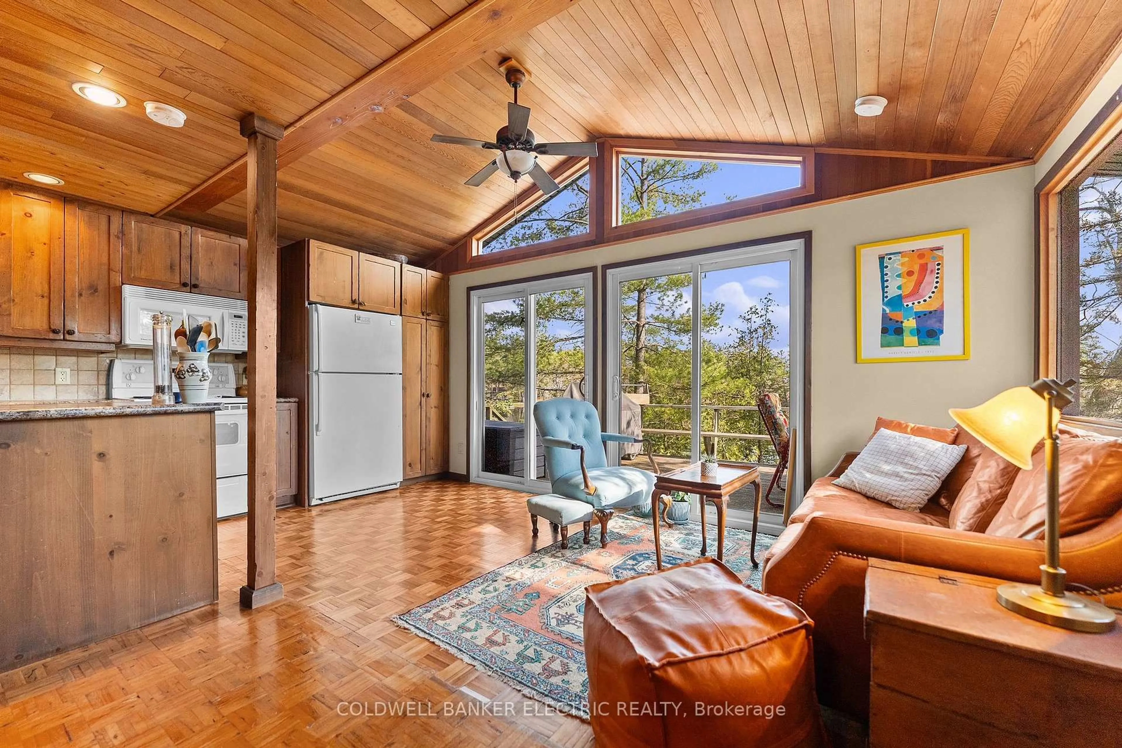 Open concept kitchen, unknown for 2711 Channel View Lane, Selwyn Ontario K0L 2H0