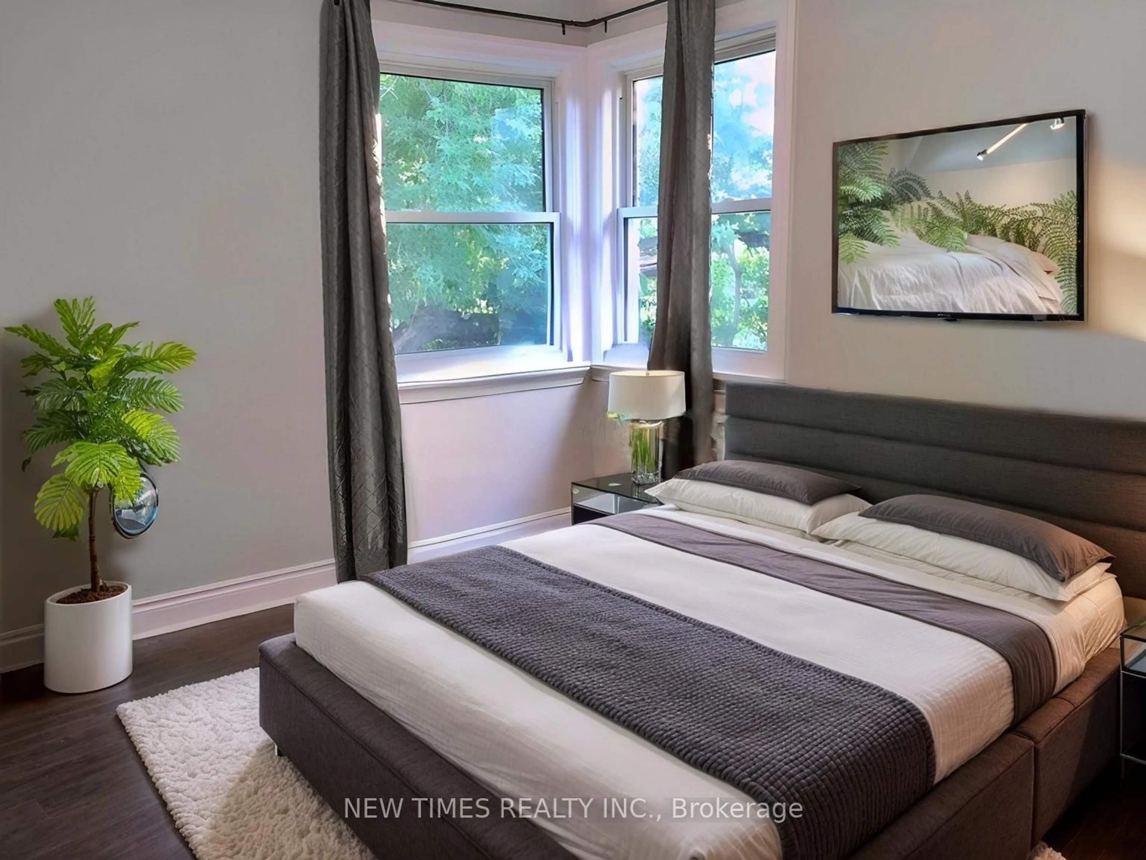 Bedroom with bed, unknown for 190 GLENDALE Ave, St. Catharines Ontario L2T 2K5