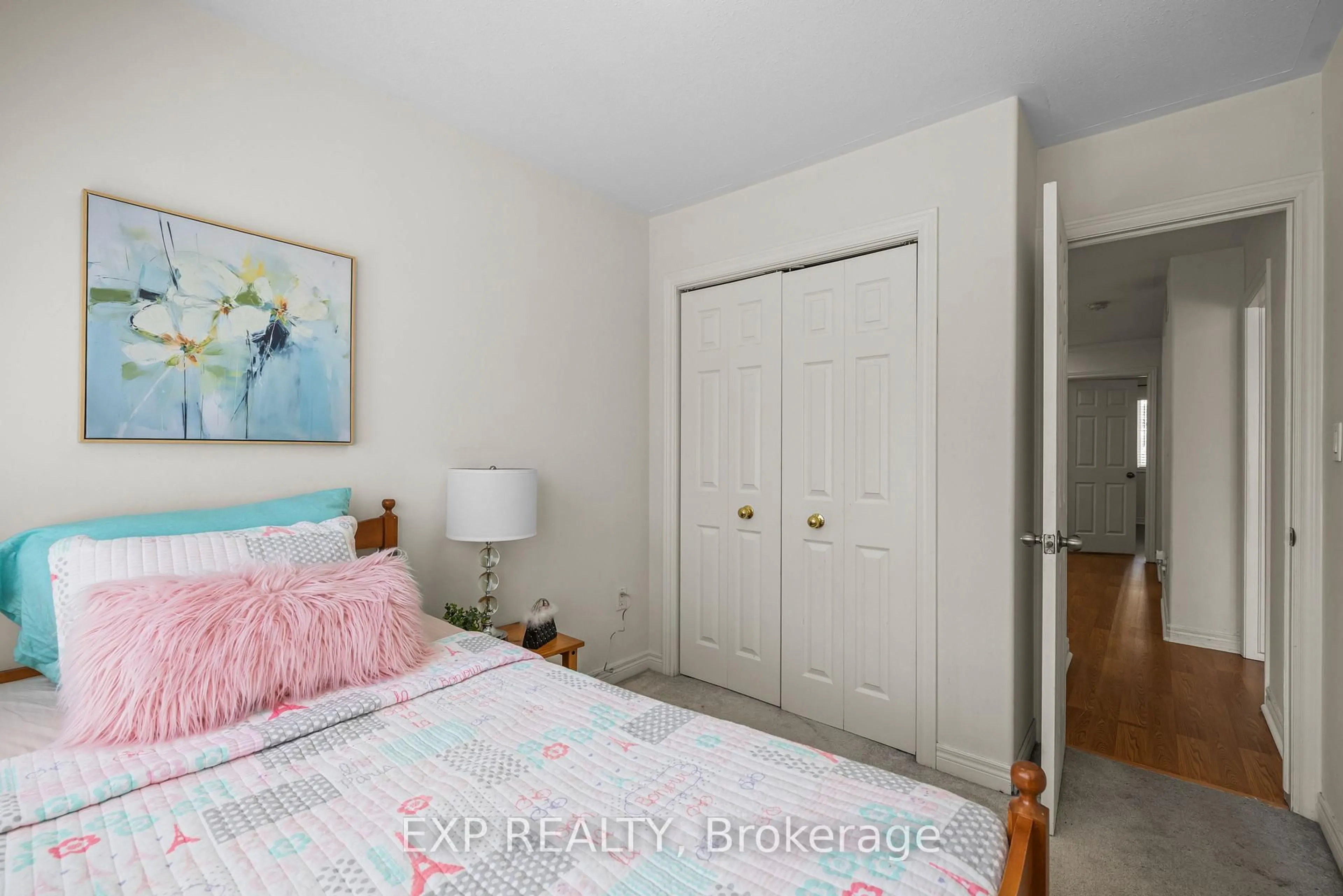 Bedroom with bed, unknown for 8A Hainer St, St. Catharines Ontario L2S 1M4