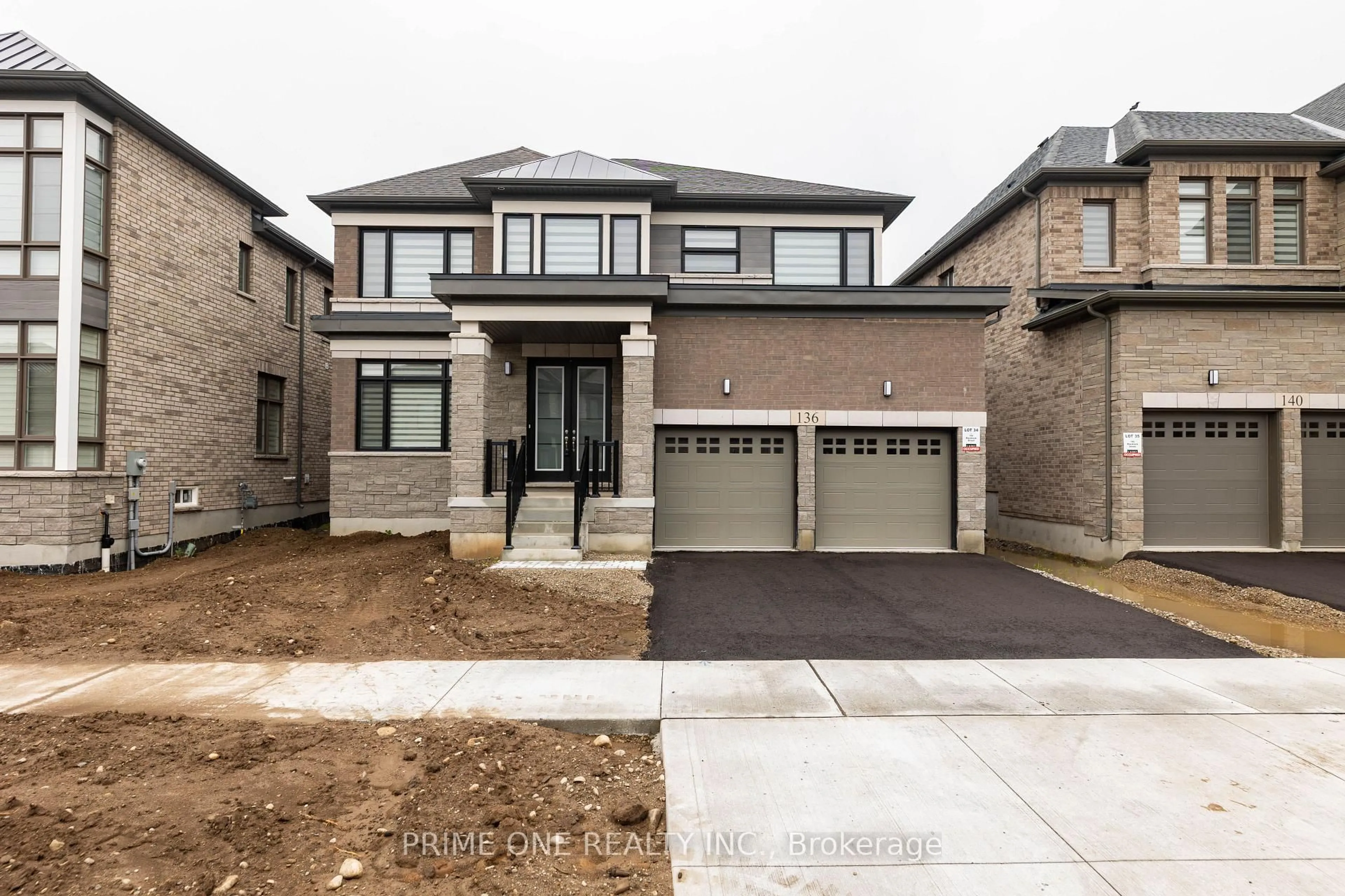 Home with brick exterior material, street for 136 Blacklock St, Cambridge Ontario N1S 0E3