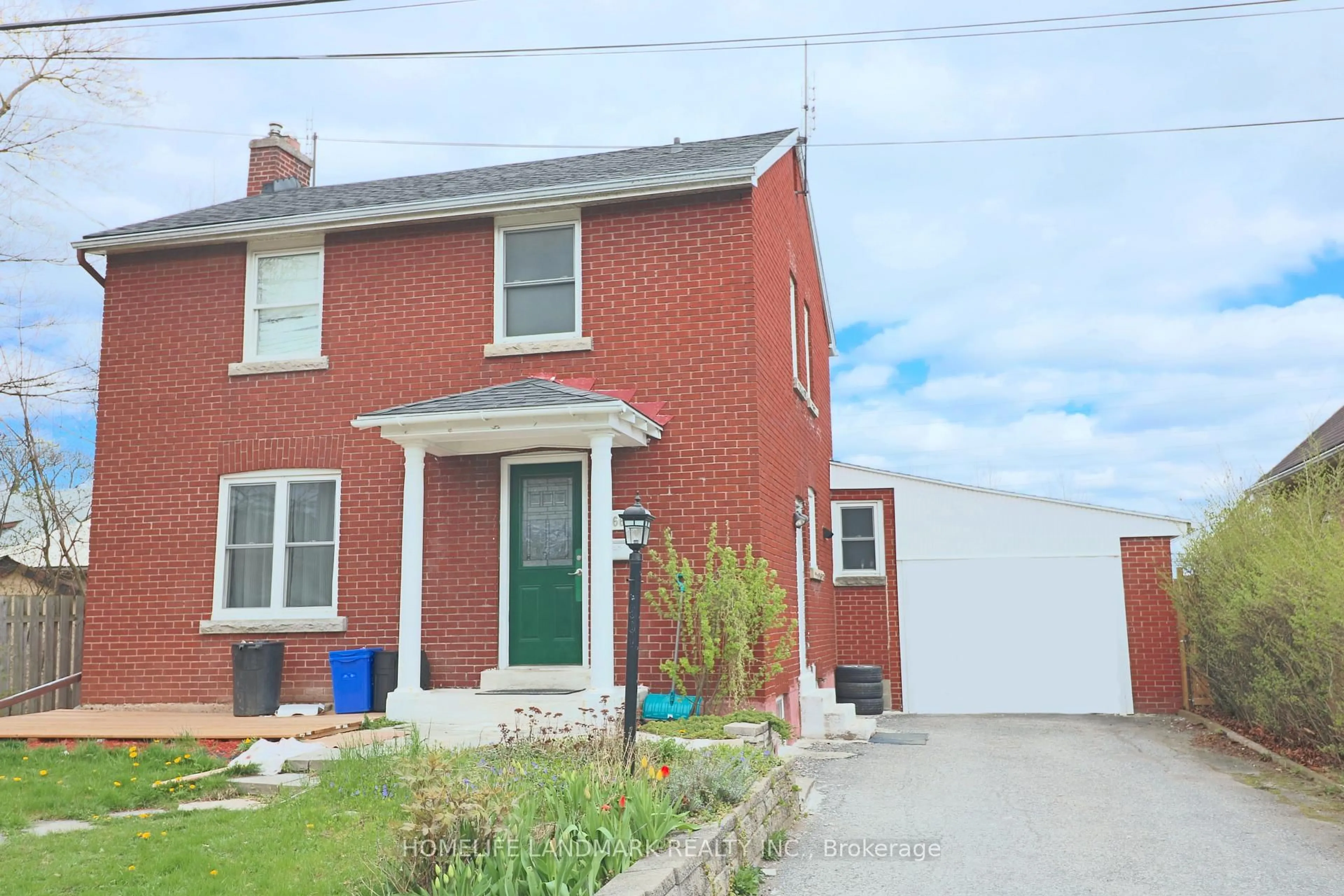 Home with brick exterior material, street for 4664 Homewood Ave, Niagara Falls Ontario L2E 4Y2