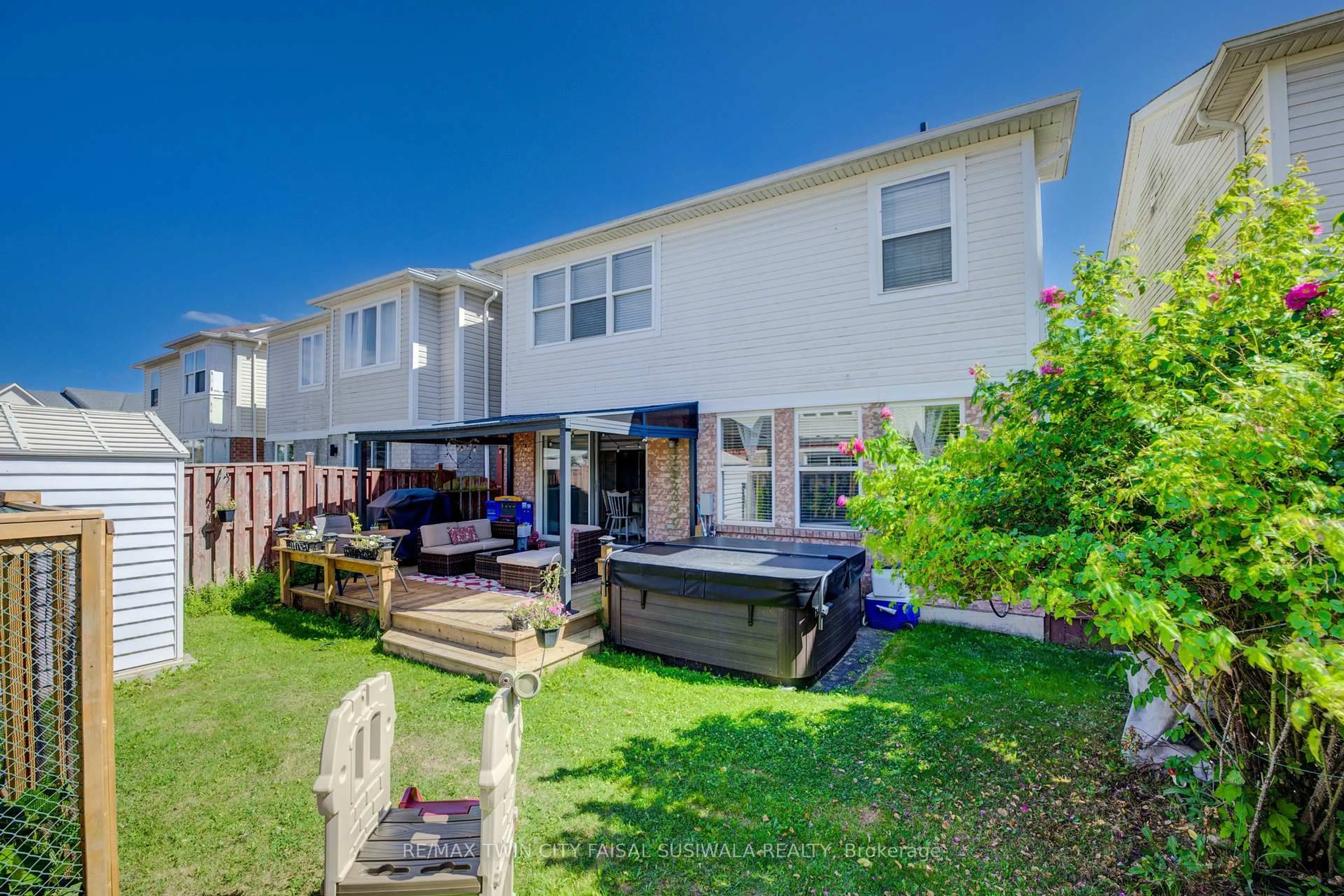 Unknown for 12 Bugdale Dr, Cambridge Ontario N1T 2K2