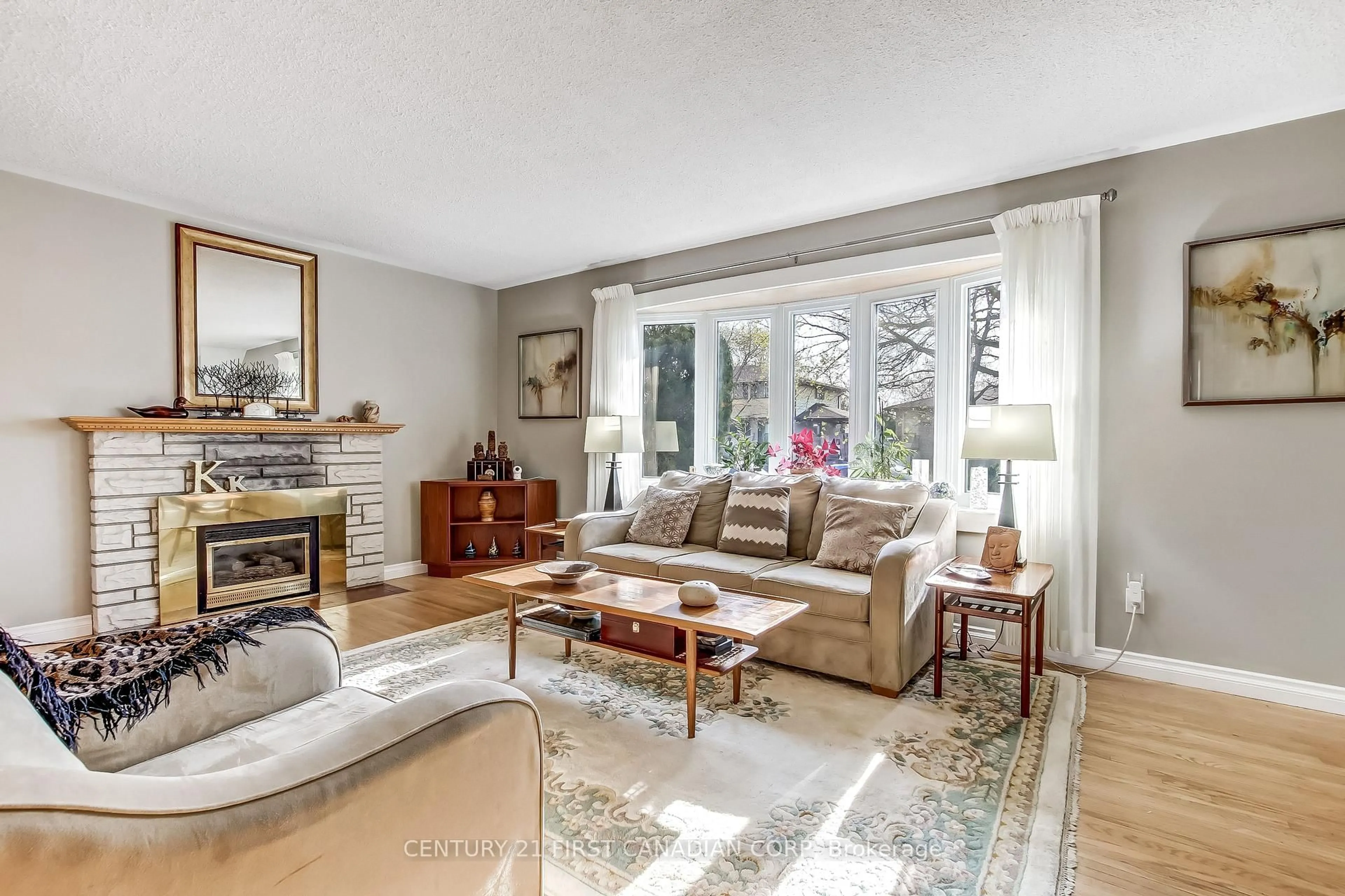 Living room with furniture, unknown for 351 Base Line Rd, London South Ontario N6J 1W5