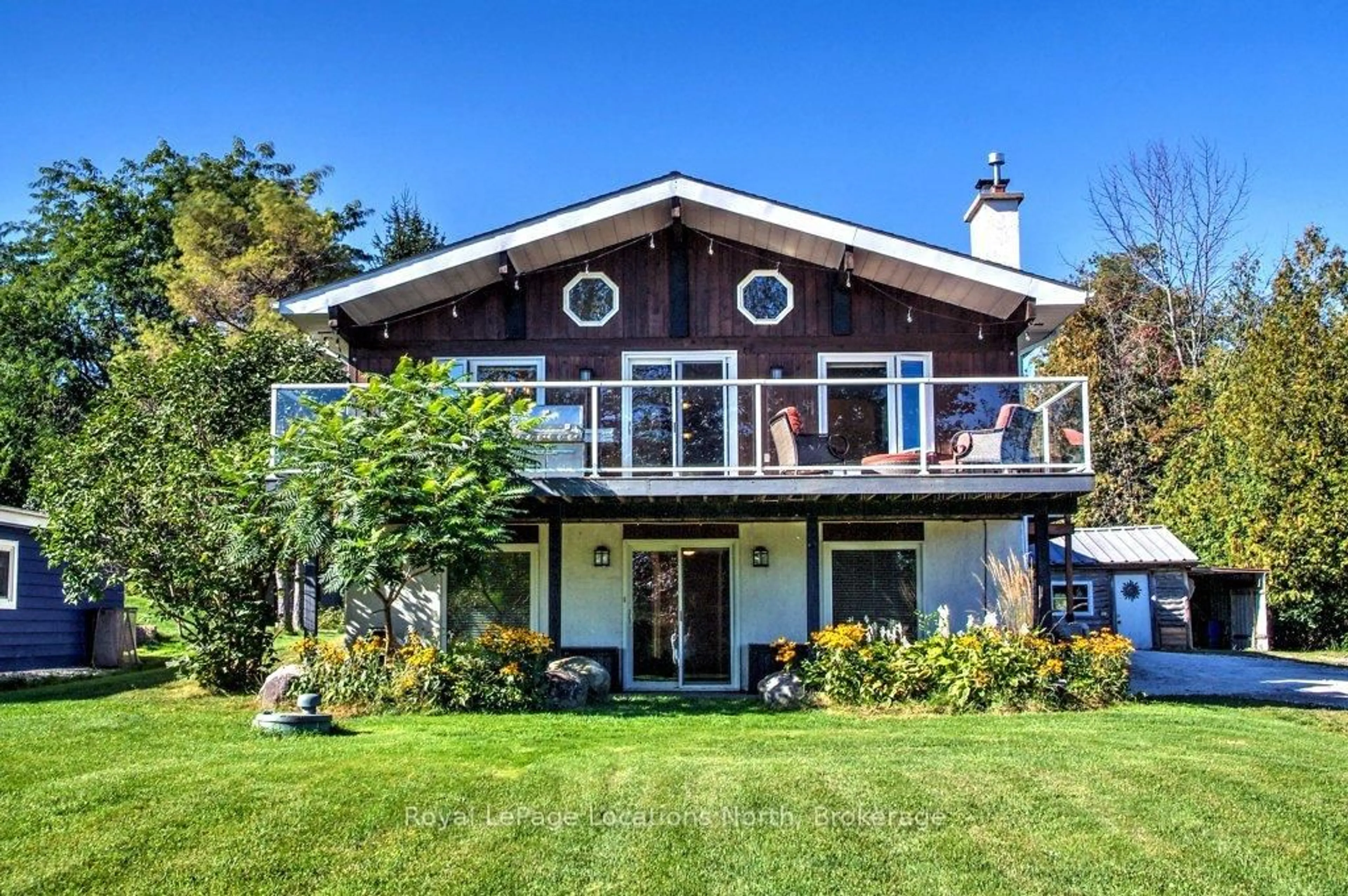 Home with vinyl exterior material, water/lake/river/ocean view for 306 Lakeshore Rd, Meaford Ontario N4L 0A7