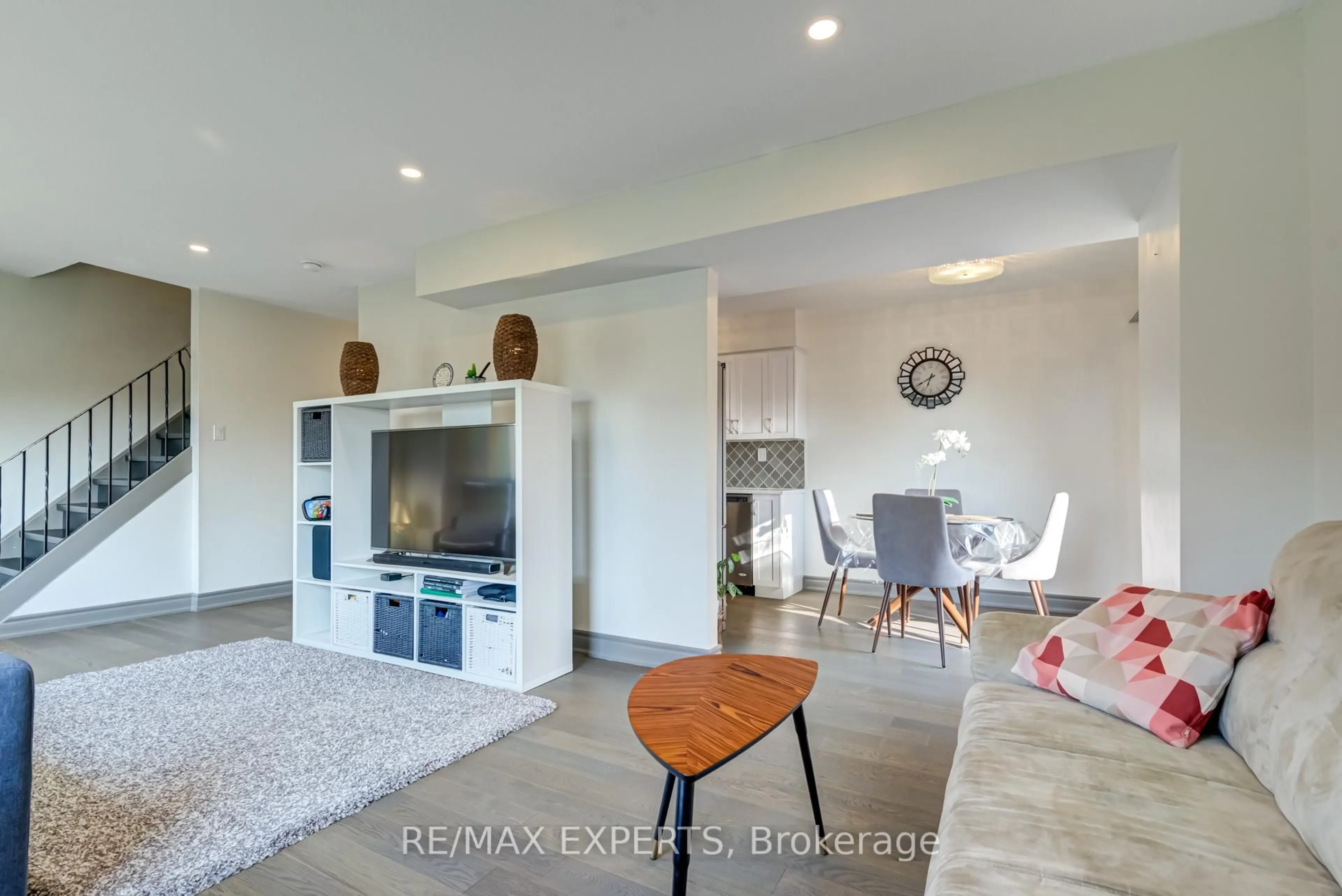 Living room with furniture, unknown for 766 Walter St #J, Cambridge Ontario N3H 4P3