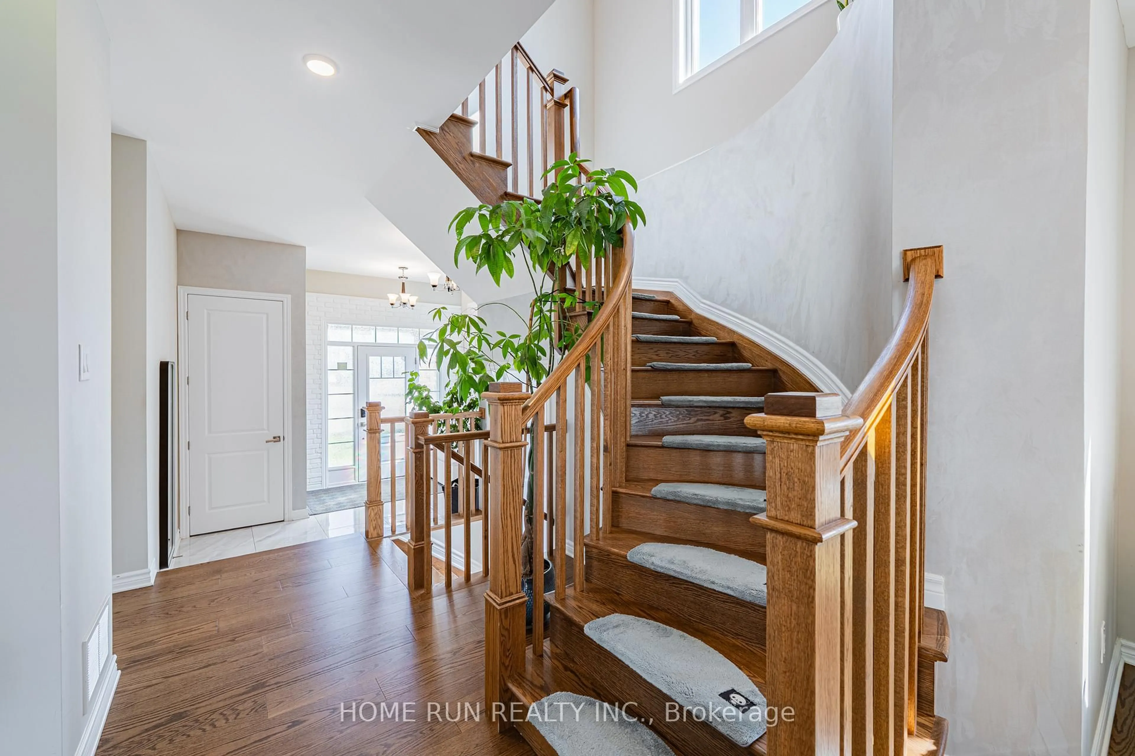 Unknown for 110 Discovery Cres, Ottawa Ontario K2S 0Z9