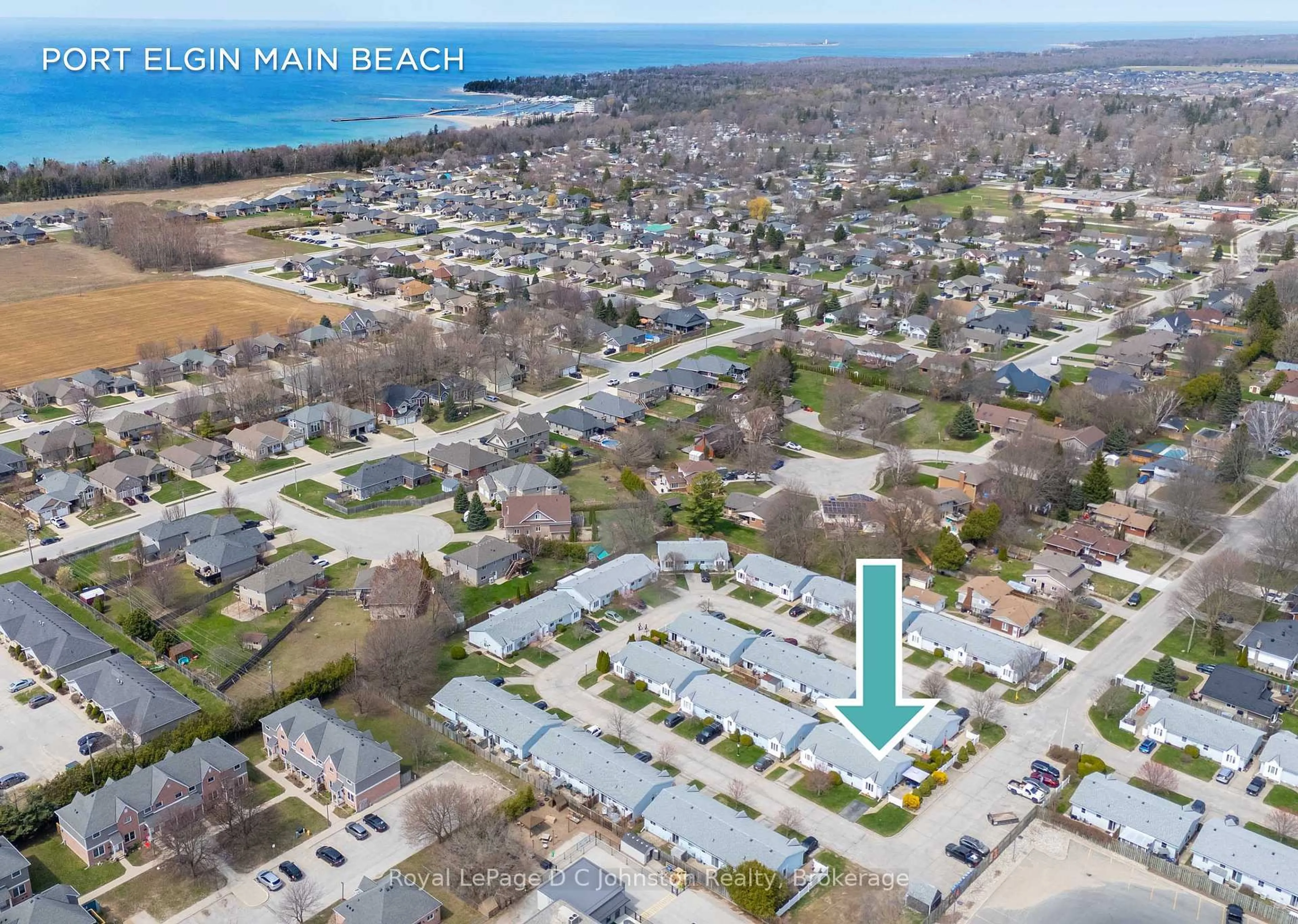 A pic from outside/outdoor area/front of a property/back of a property/a pic from drone, mountain view for 303 Waterloo St #54, Saugeen Shores Ontario N0H 2C1