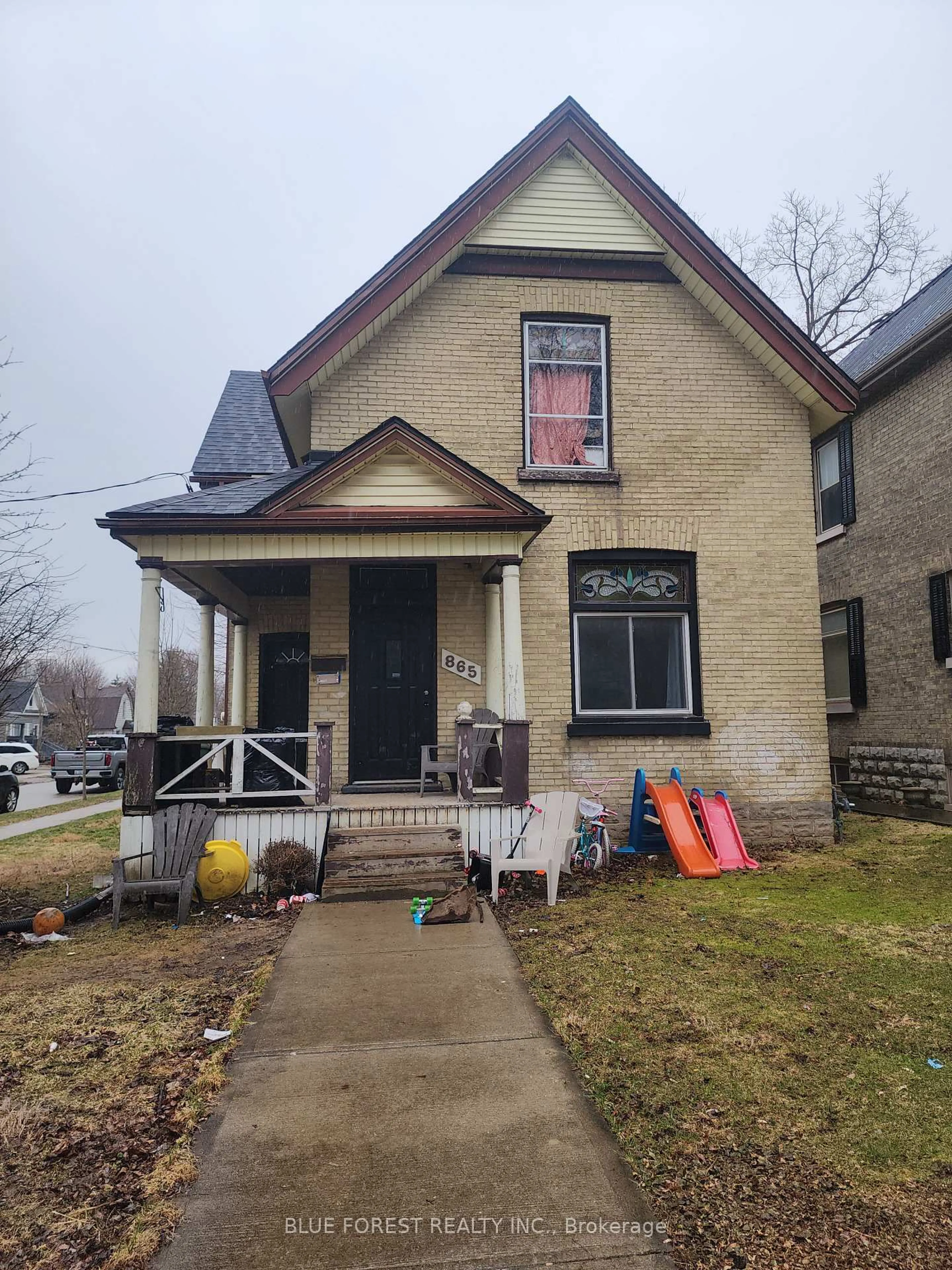 Home with brick exterior material, street for 865 William St, London East Ontario N5Y 2S5