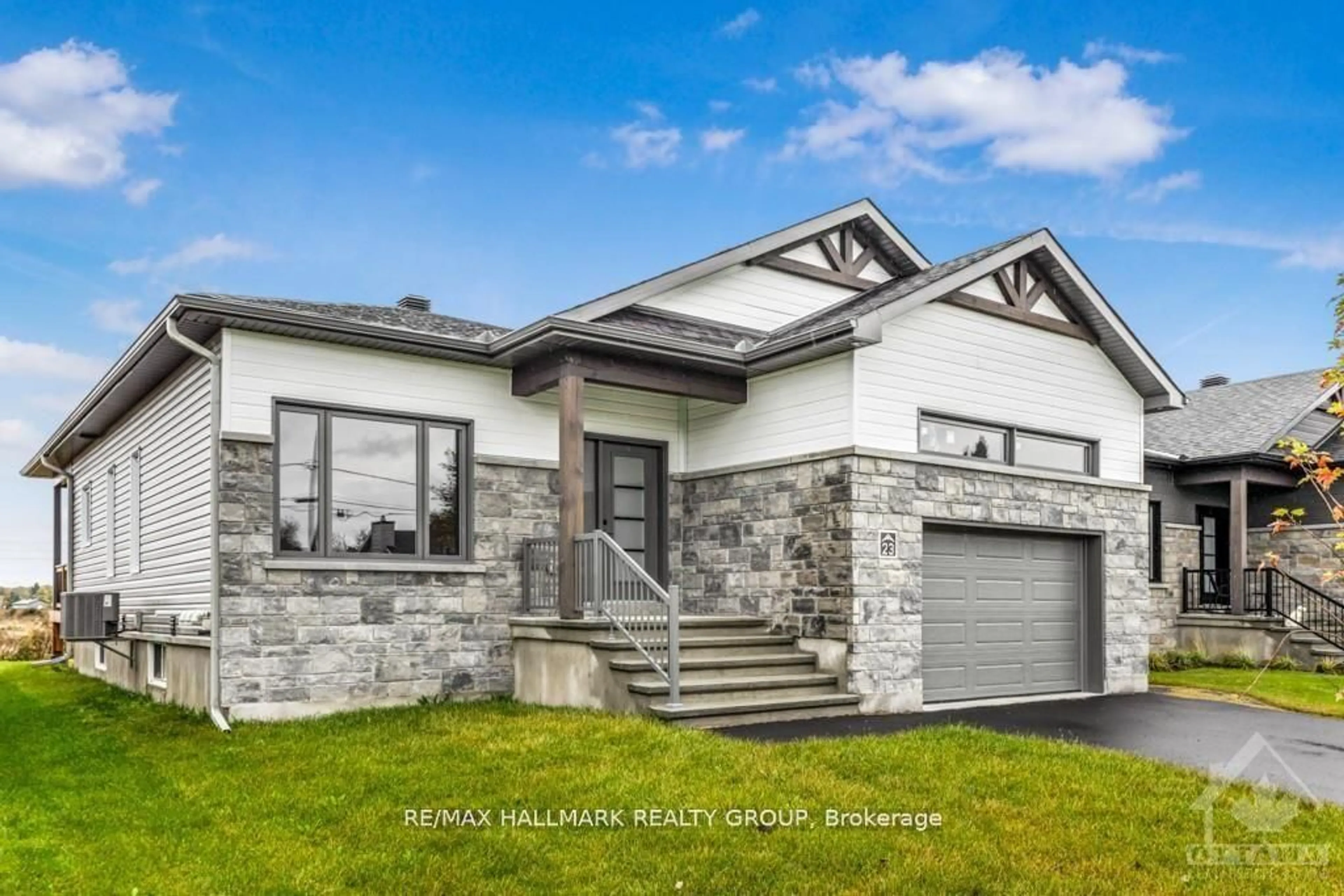 Home with vinyl exterior material, unknown for 313 ZAKARI St, Casselman Ontario K0A 1M0