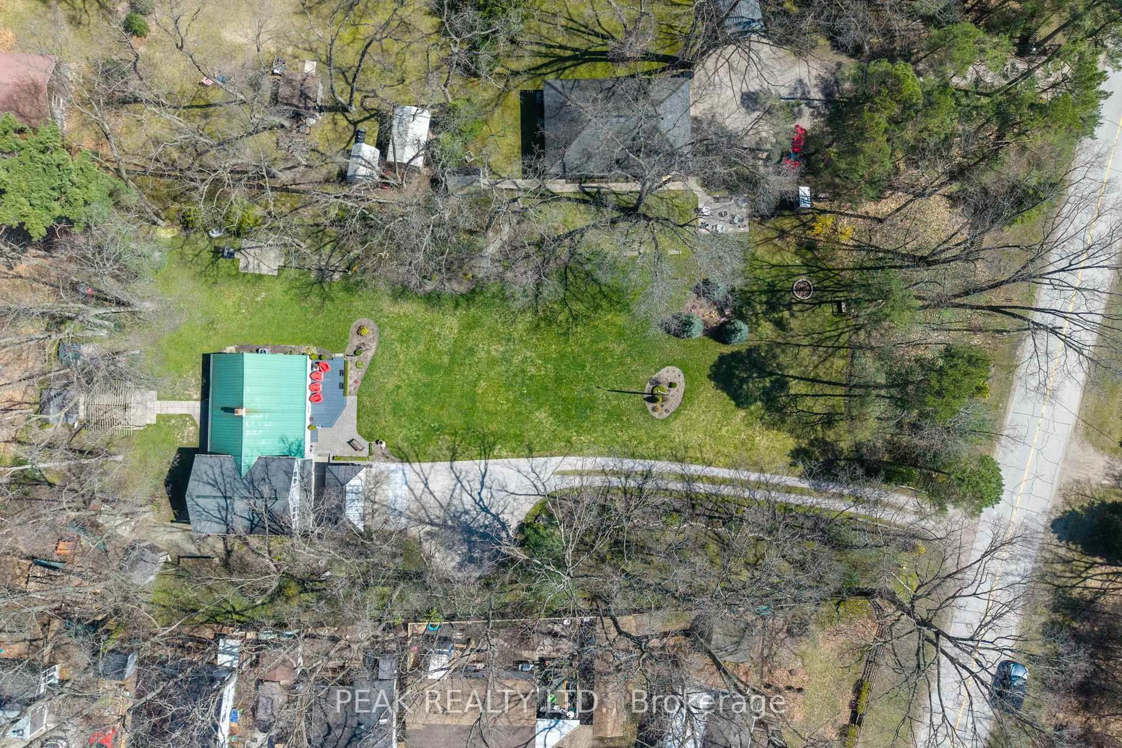 A pic from outside/outdoor area/front of a property/back of a property/a pic from drone, street for 9948 Northville Cres, Lambton Shores Ontario N0M 2N0