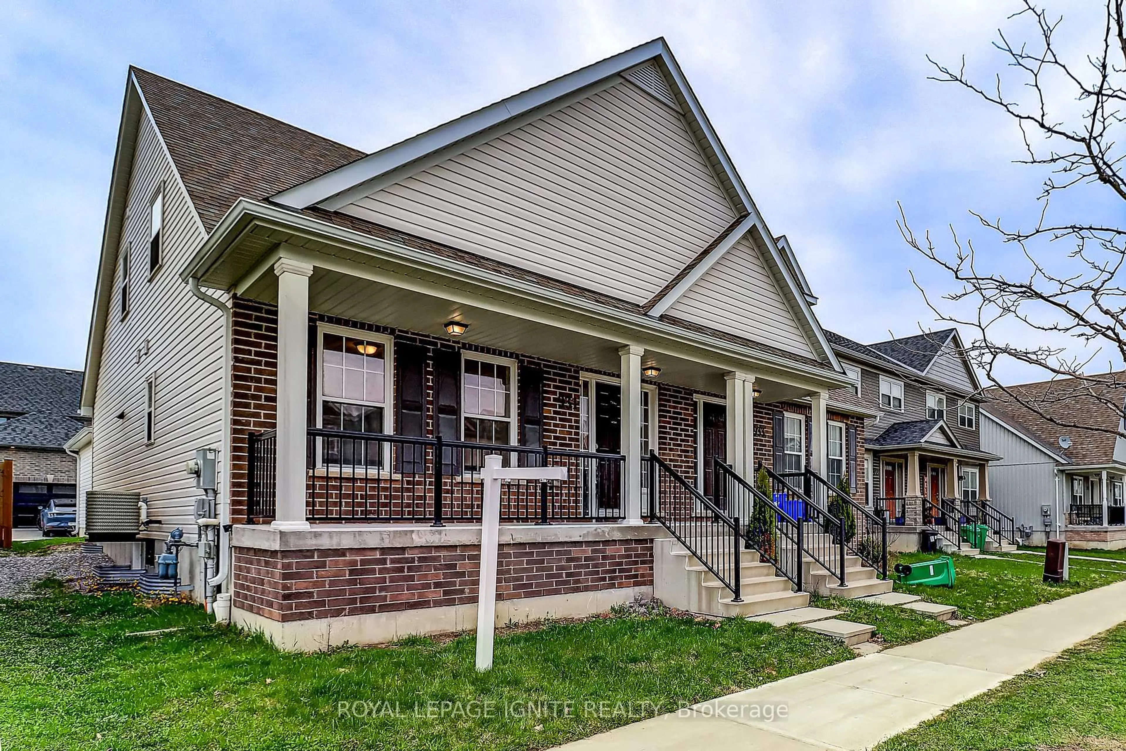 Home with brick exterior material, street for 931 Broadway Blvd, Peterborough Ontario K9H 0J2