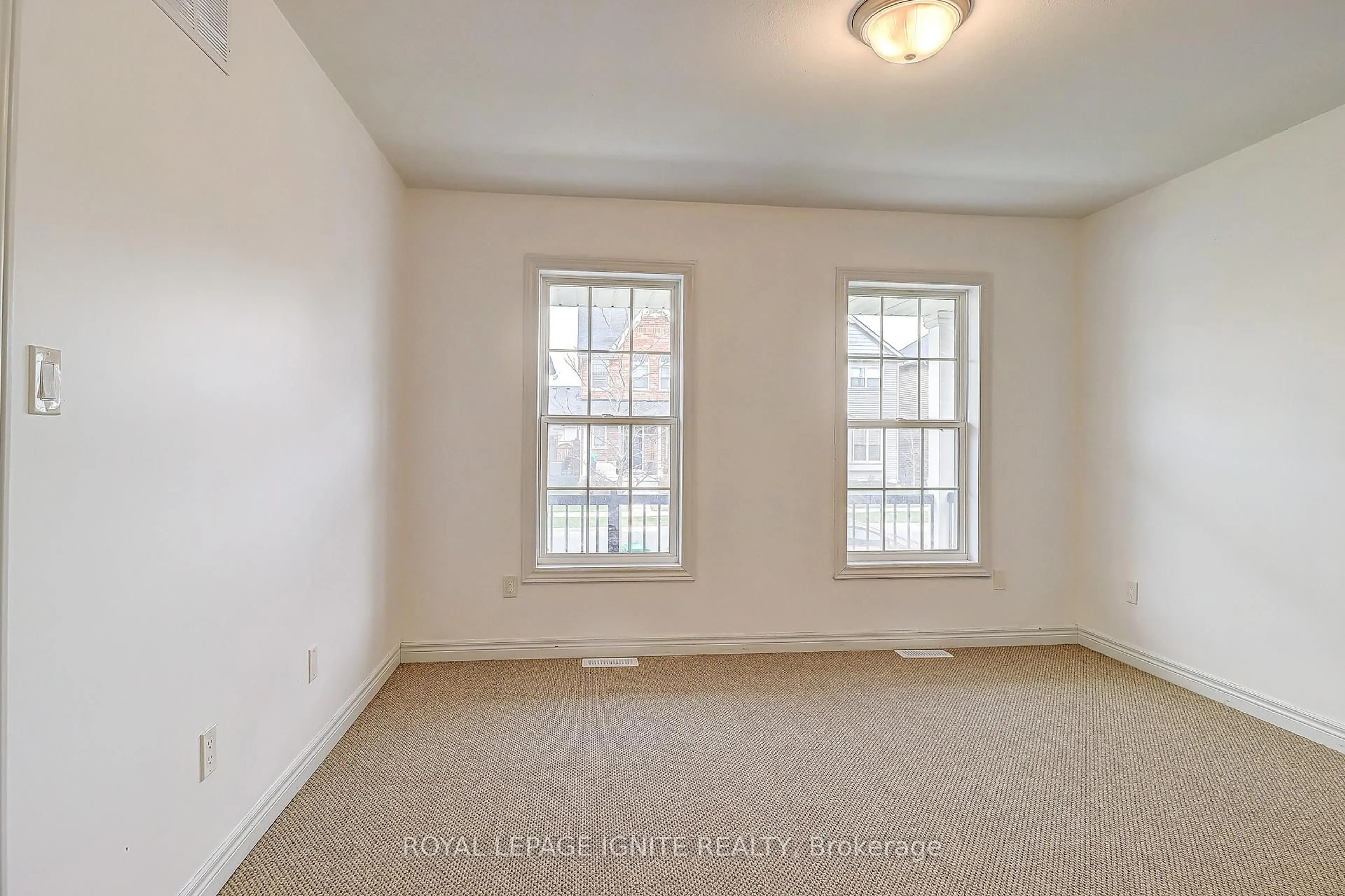 A pic of a room for 931 Broadway Blvd, Peterborough Ontario K9H 0J2