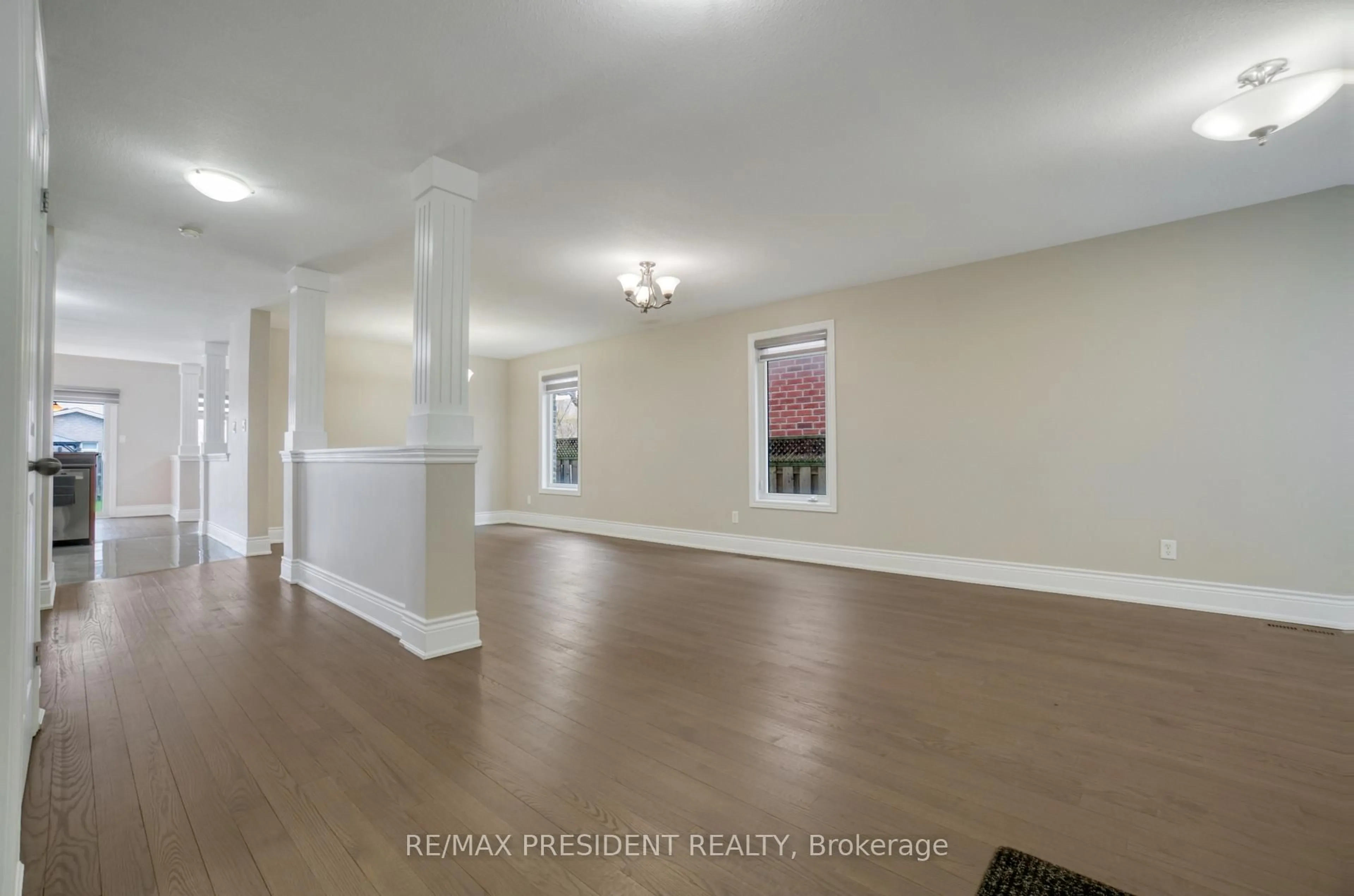 A pic of a room for 1565 Mickleborough Crt, London North Ontario N6G 5R6