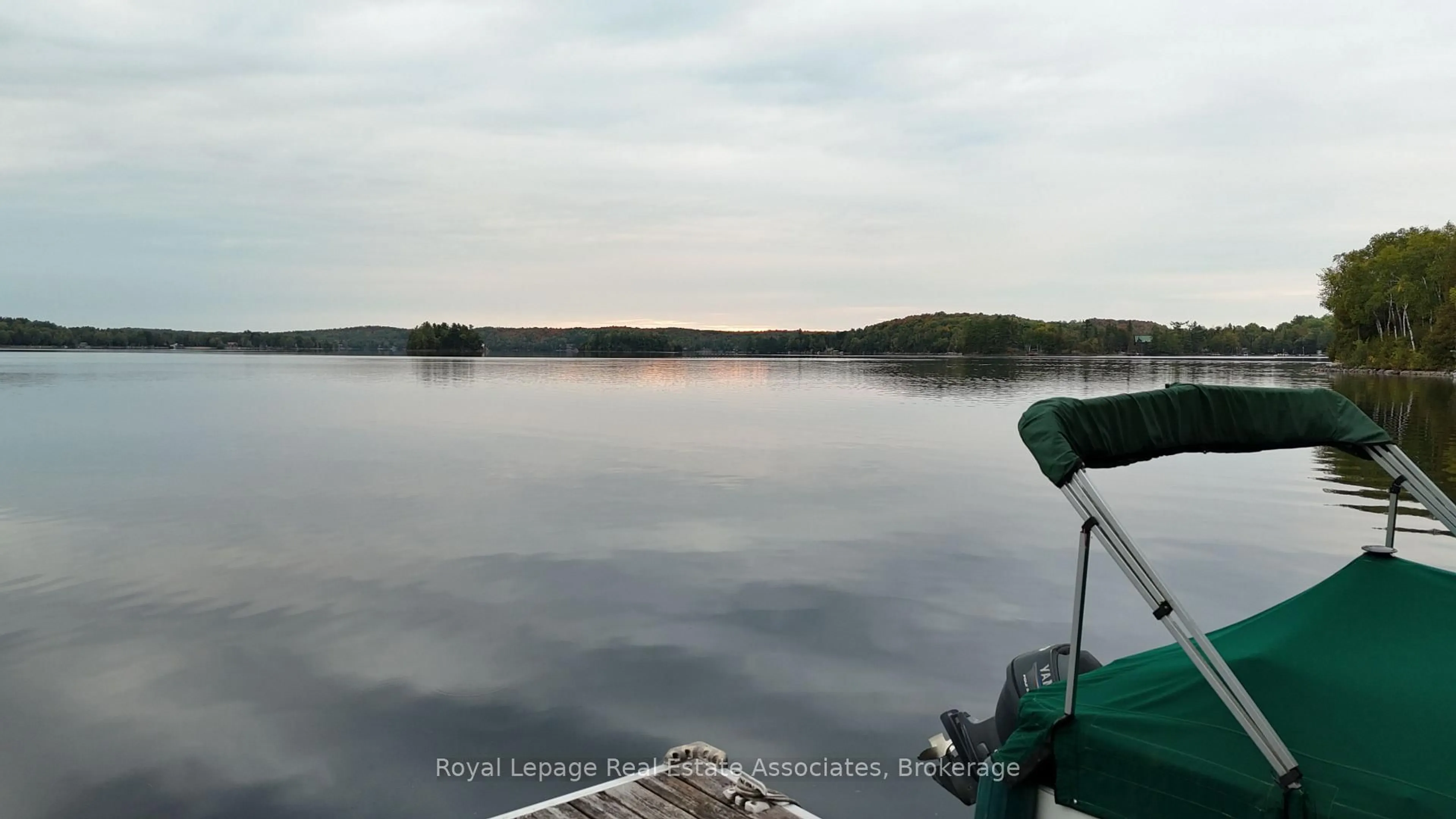 Blurry image for 398 Gilbert Bay Lane, Coe Hill Ontario K0L 1P0