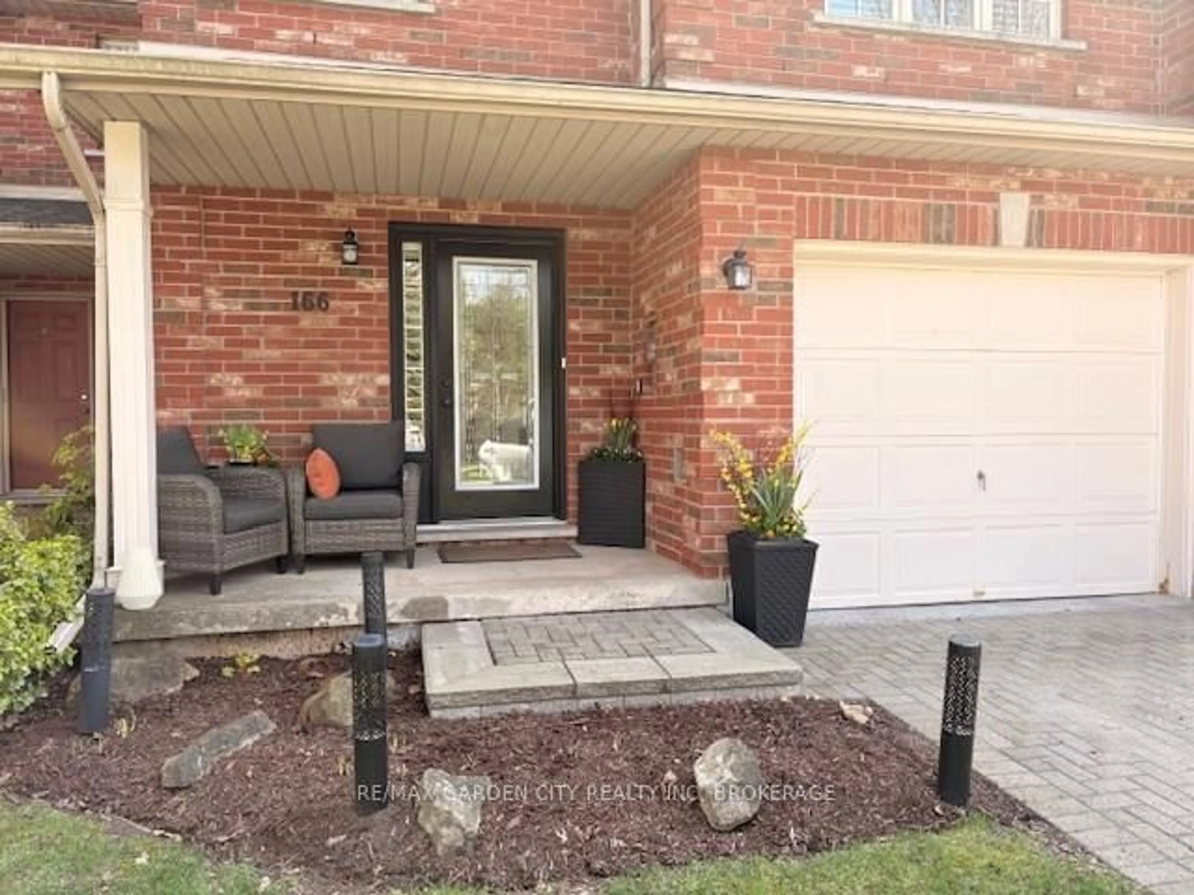Home with brick exterior material, street for 166 LAWRENCE Lane, Pelham Ontario L0S 1E4
