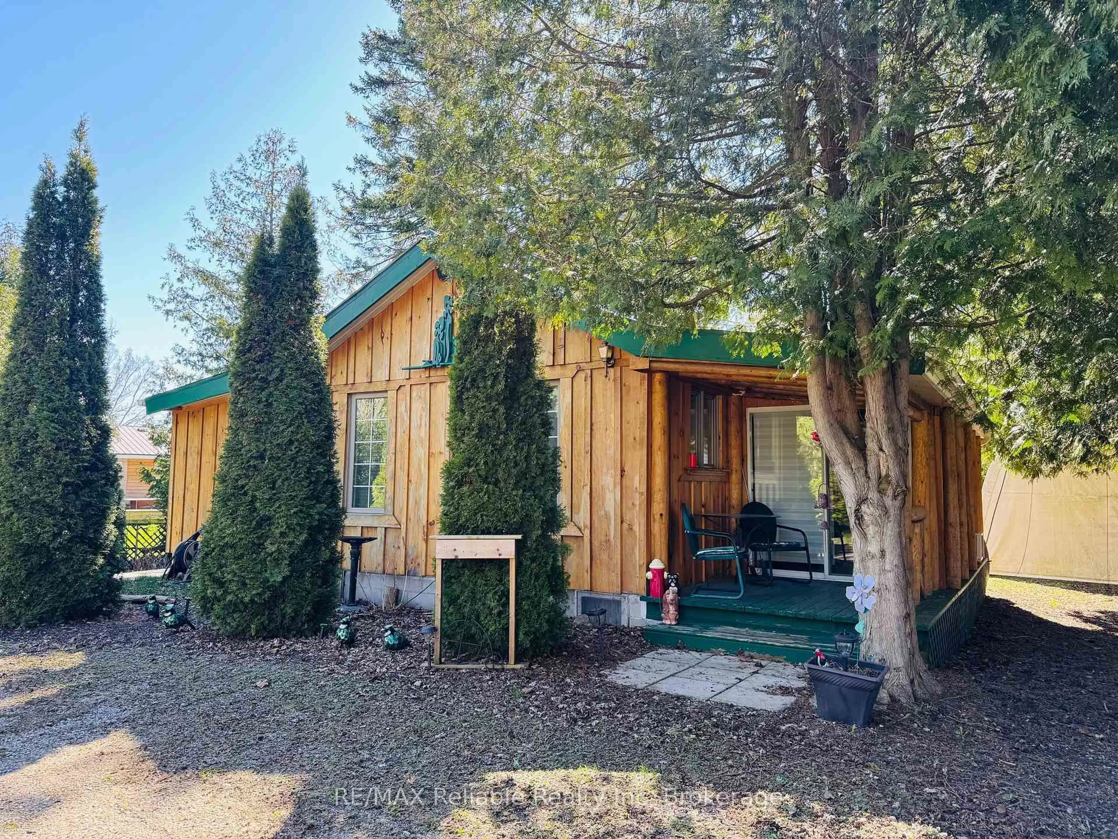 Shed for 5 Hamilton St, Bluewater Ontario N0M 1G0