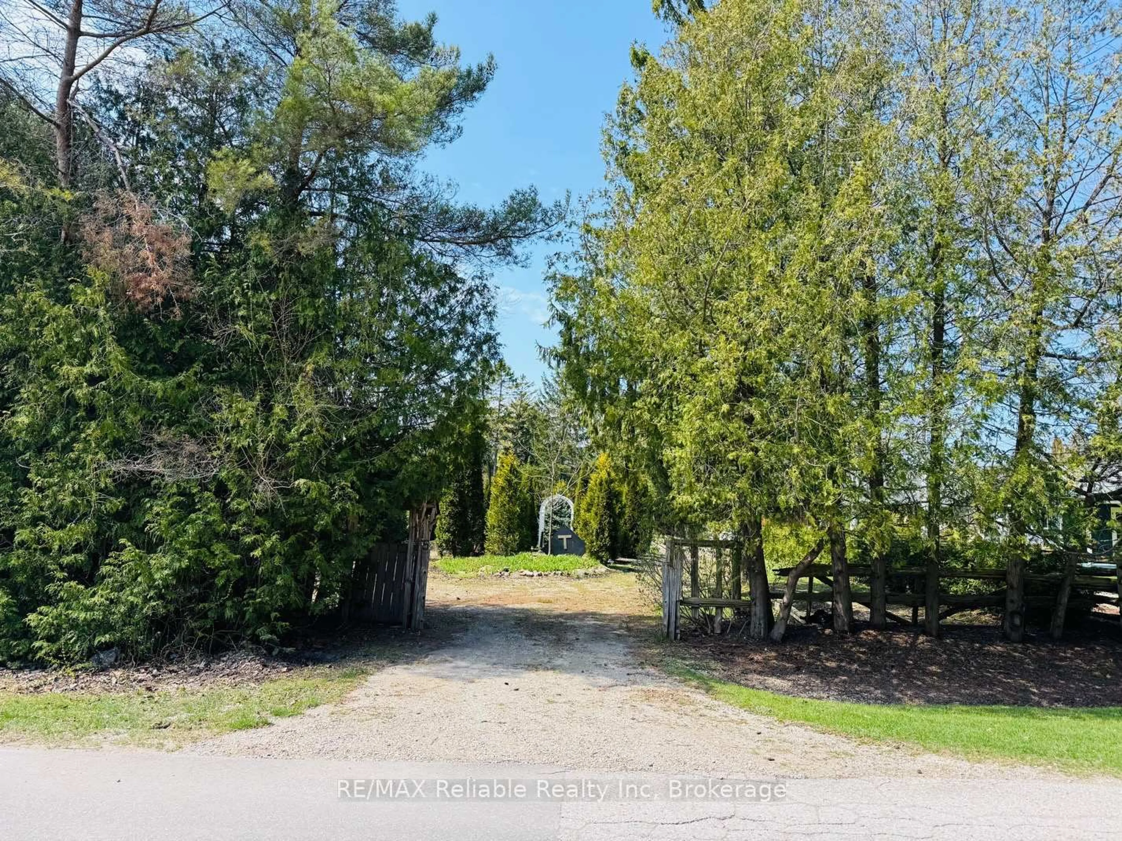 A pic from outside/outdoor area/front of a property/back of a property/a pic from drone, forest/trees view for 5 Hamilton St, Bluewater Ontario N0M 1G0