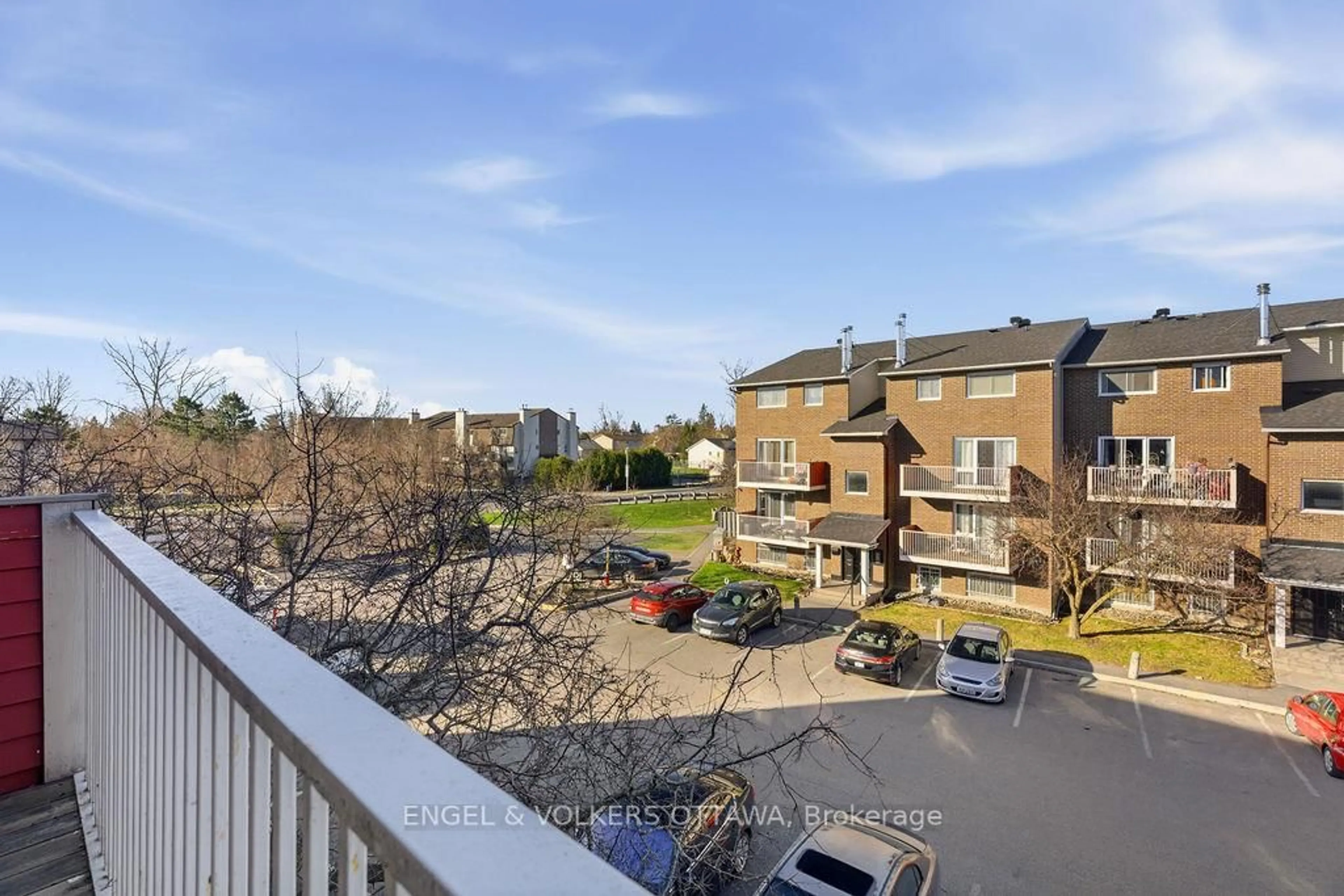 A pic from outside/outdoor area/front of a property/back of a property/a pic from drone, city buildings view from balcony for 1589 St Bernard St #508, Ottawa Ontario K1T 3H7