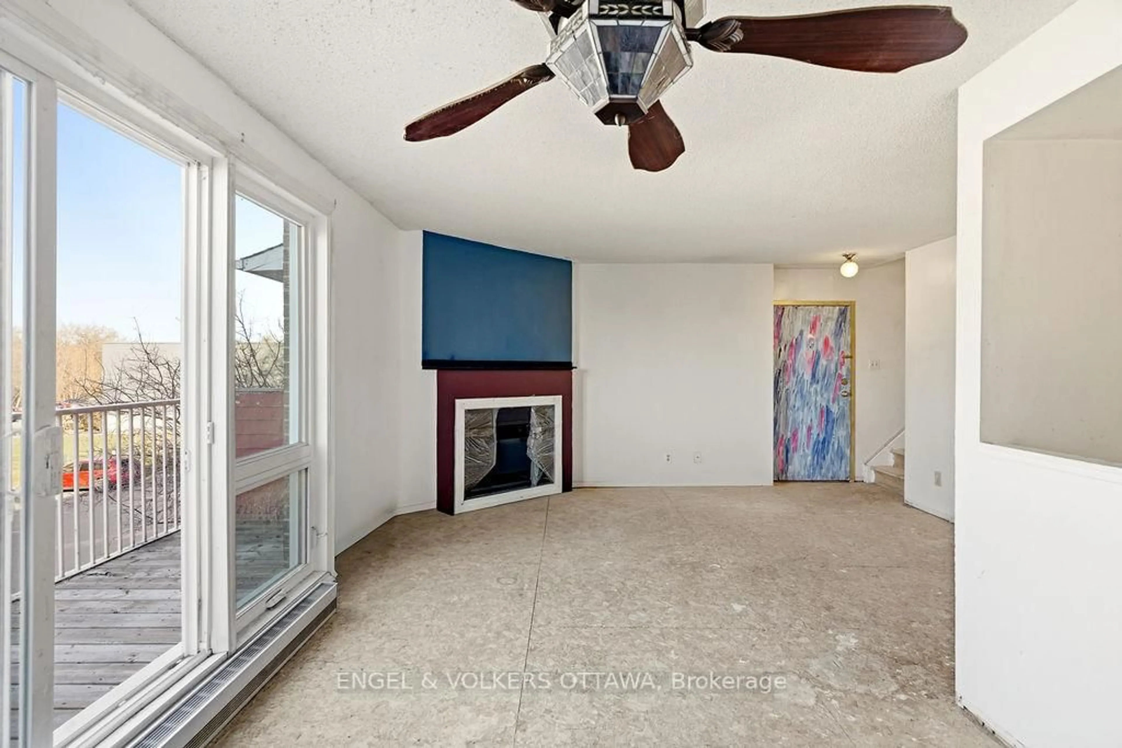 A pic of a room for 1589 St Bernard St #508, Ottawa Ontario K1T 3H7