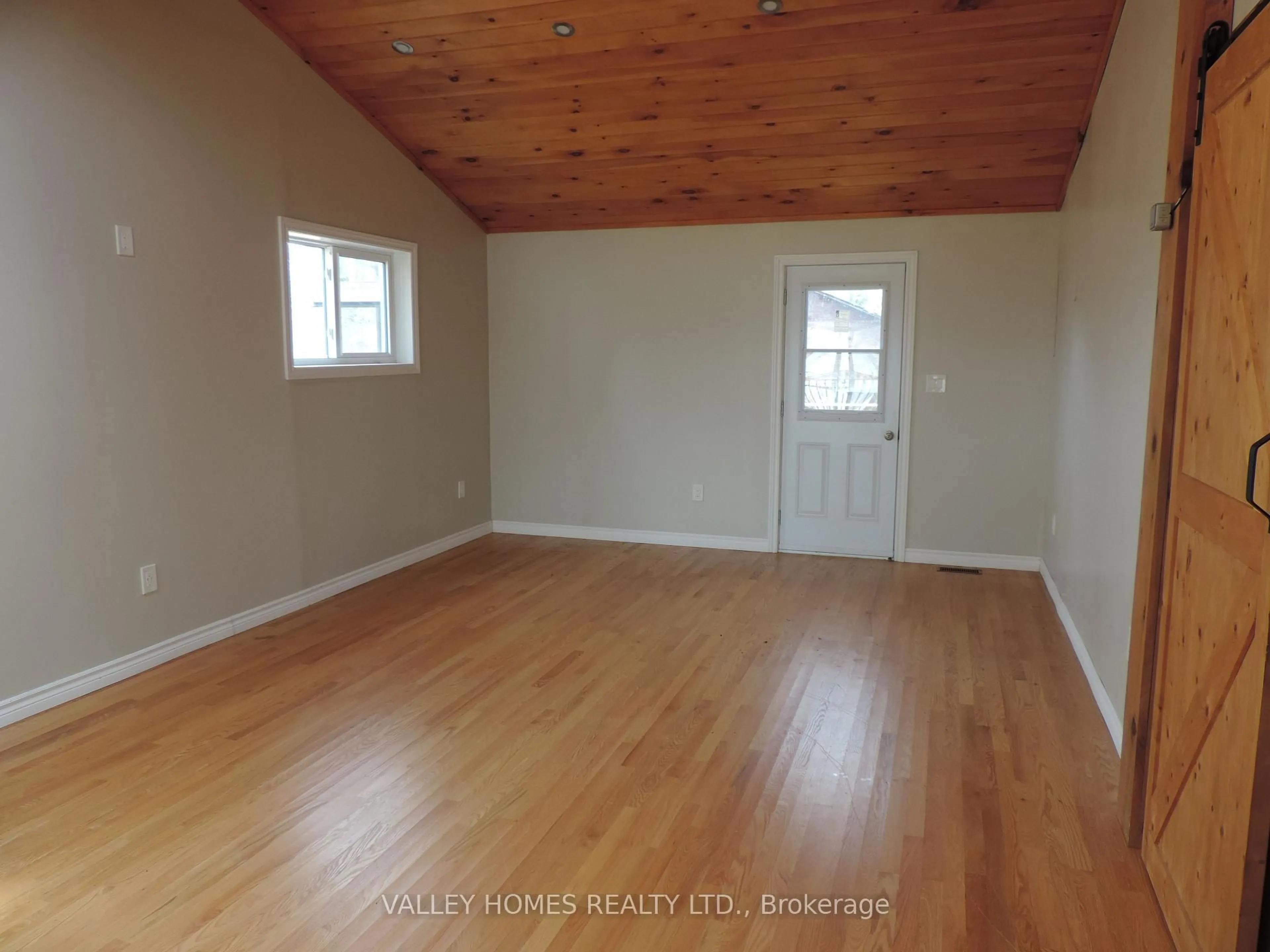 A pic of a room for 2862 NINTH Line, Carleton Place Ontario K7C 3P2