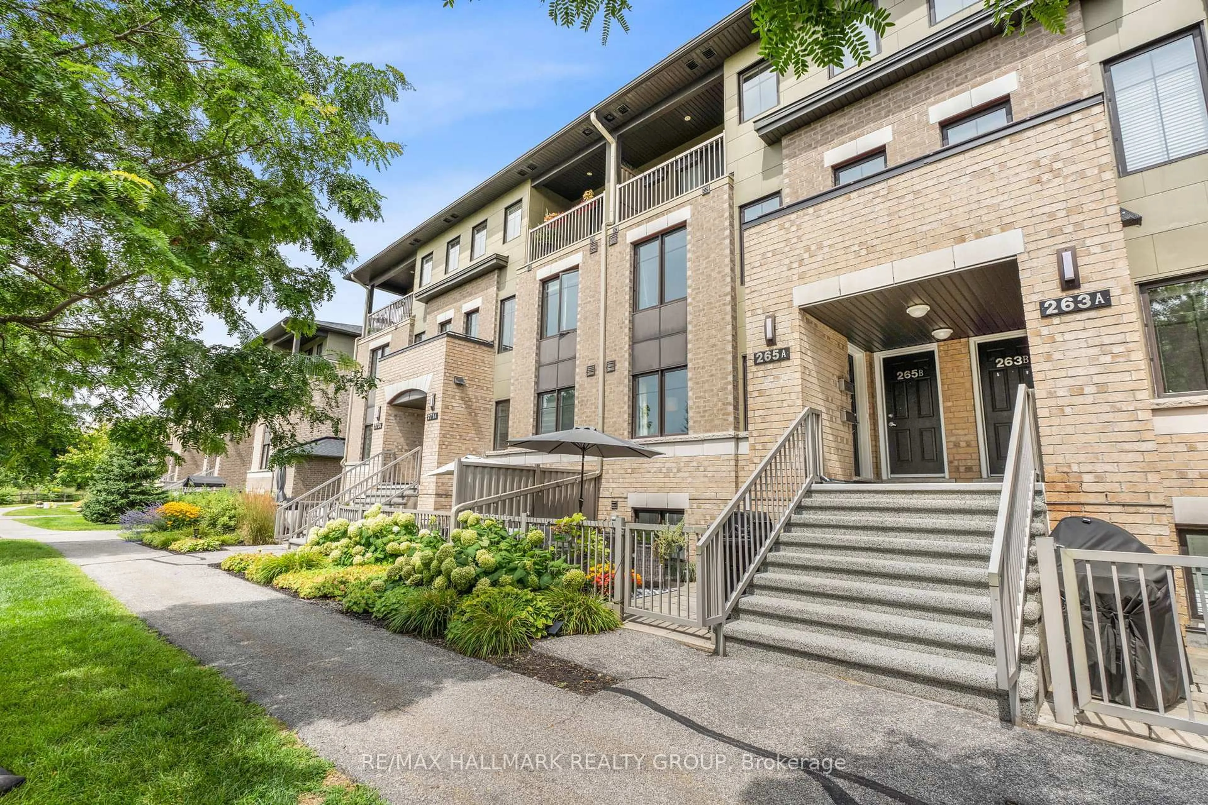 Home with brick exterior material, building for 265 TITANIUM A Private, Ottawa Ontario K1C 0A5