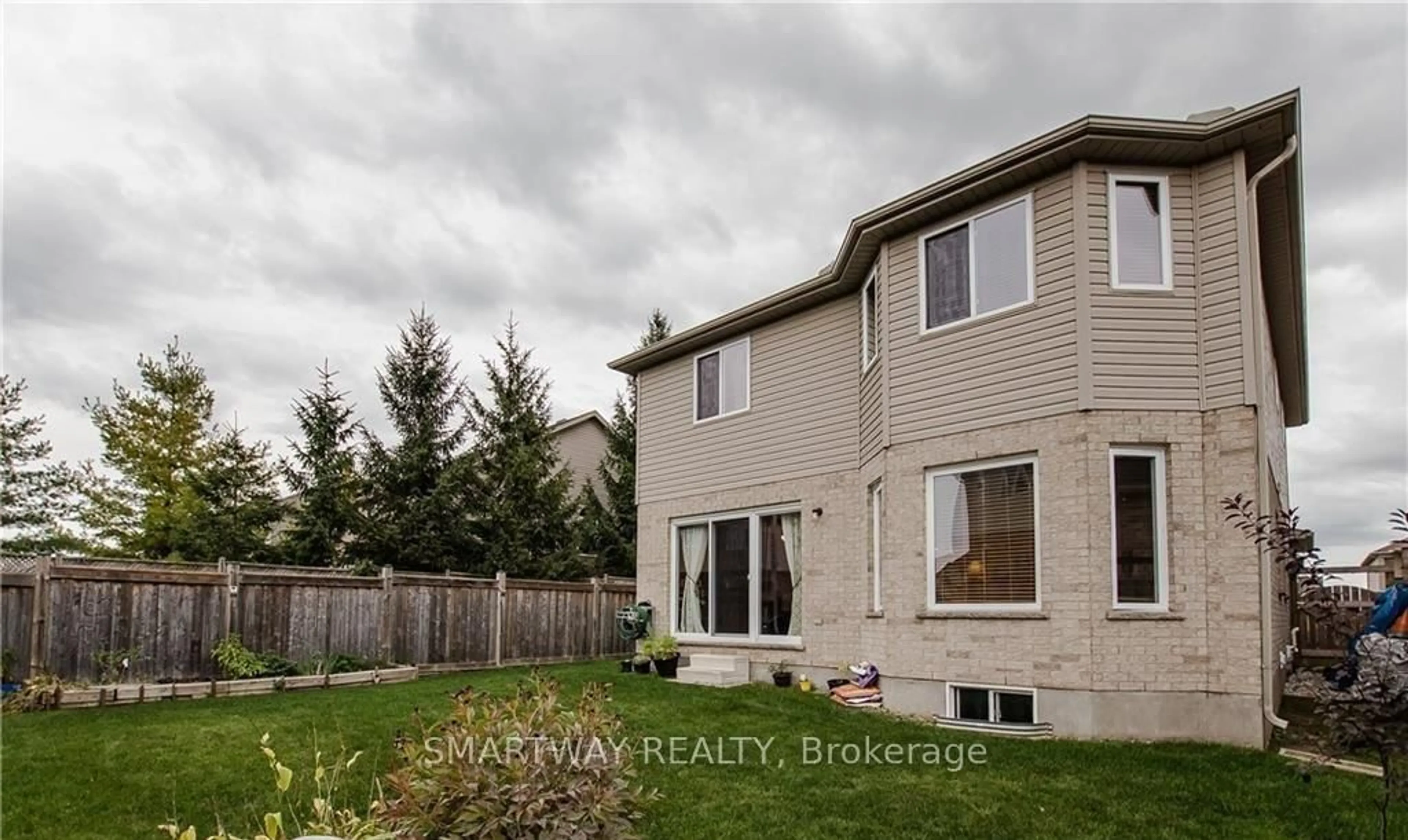 Unknown for 3359 Georgeheriot Lane, London South Ontario N6L 0A2