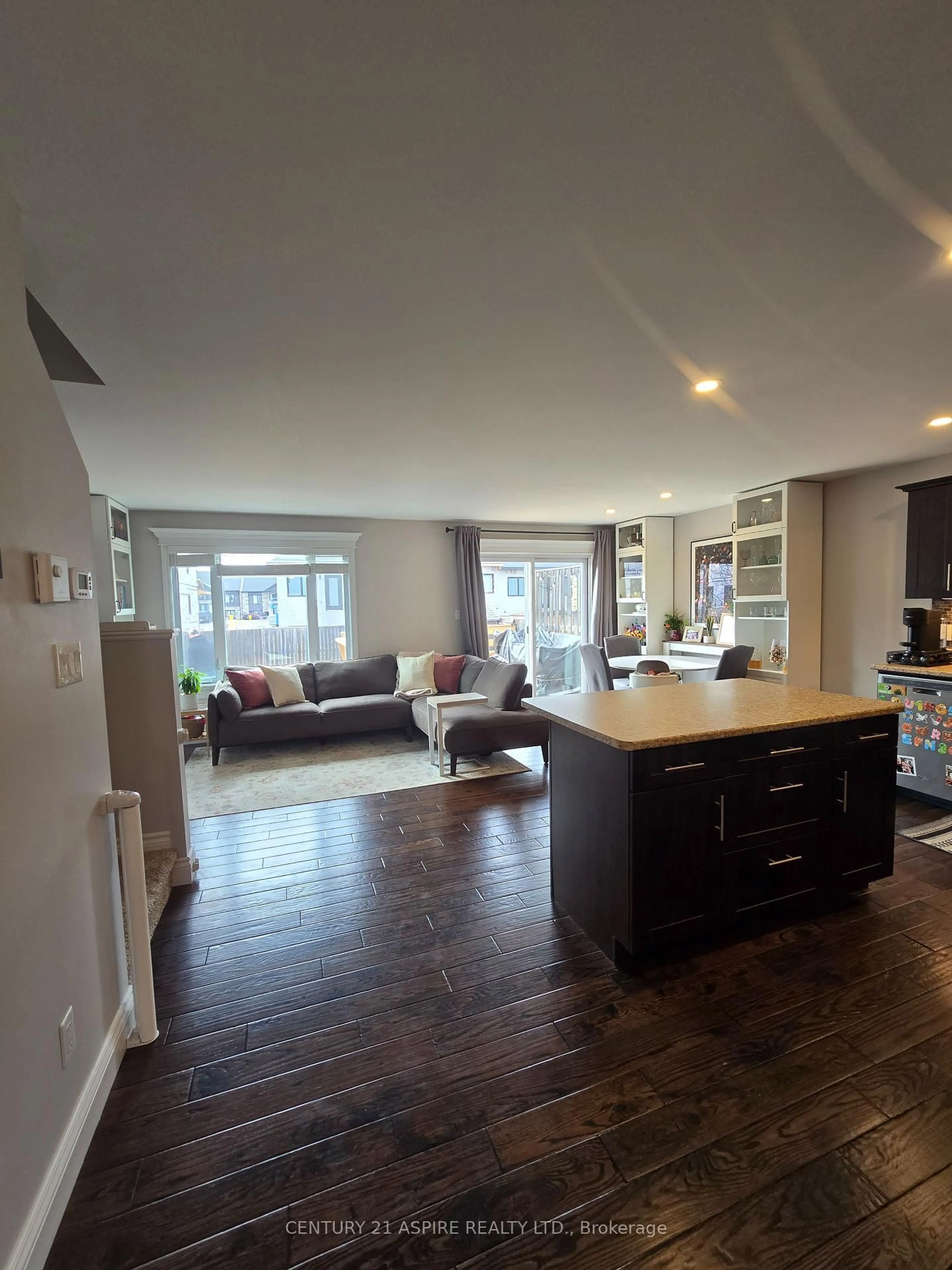 Open concept kitchen, wood/laminate floor for 44 Winston Ave, Petawawa Ontario K8H 0C1