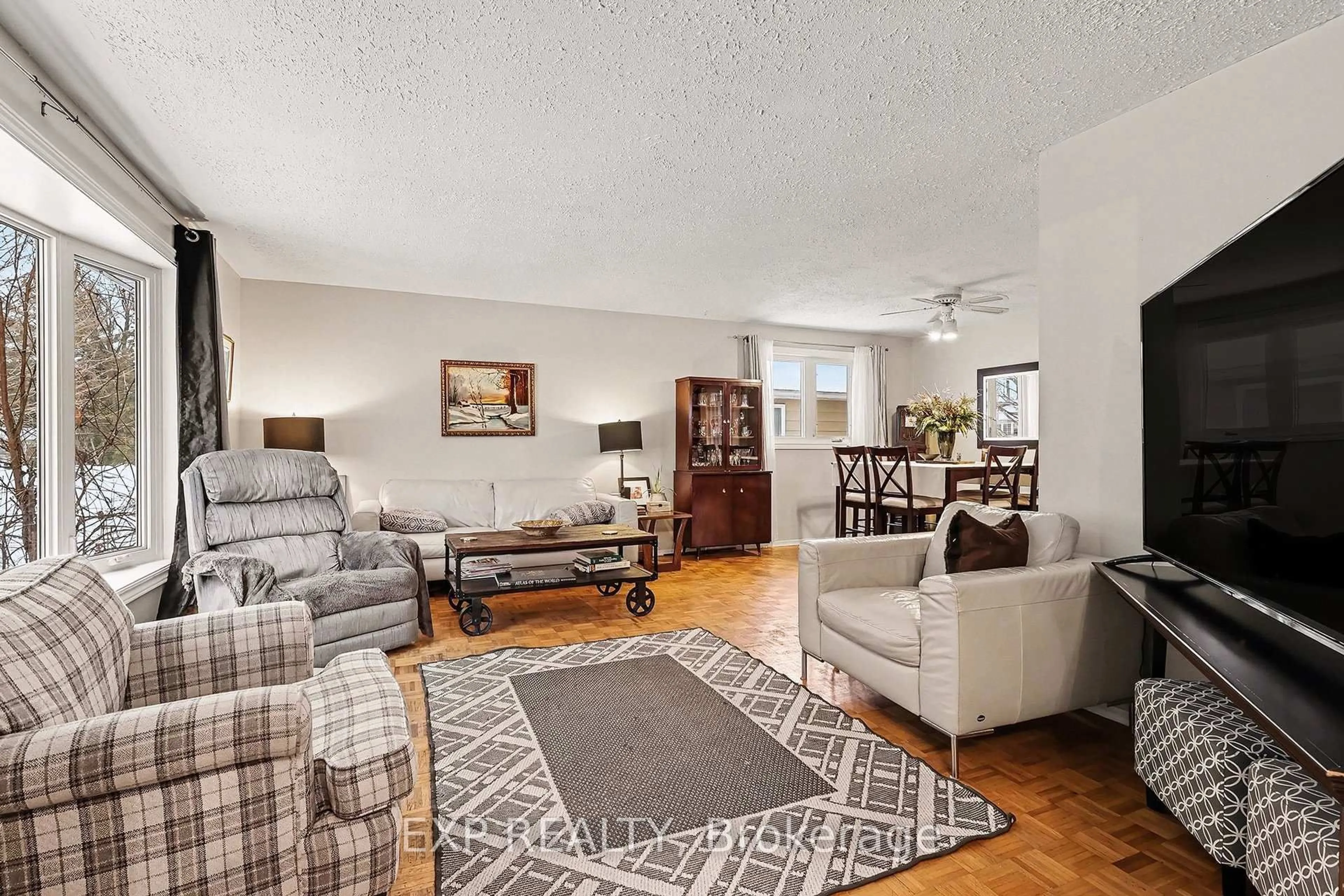 Living room with furniture, unknown for 15 Wedgewood Cres, Ottawa Ontario K1B 4B5