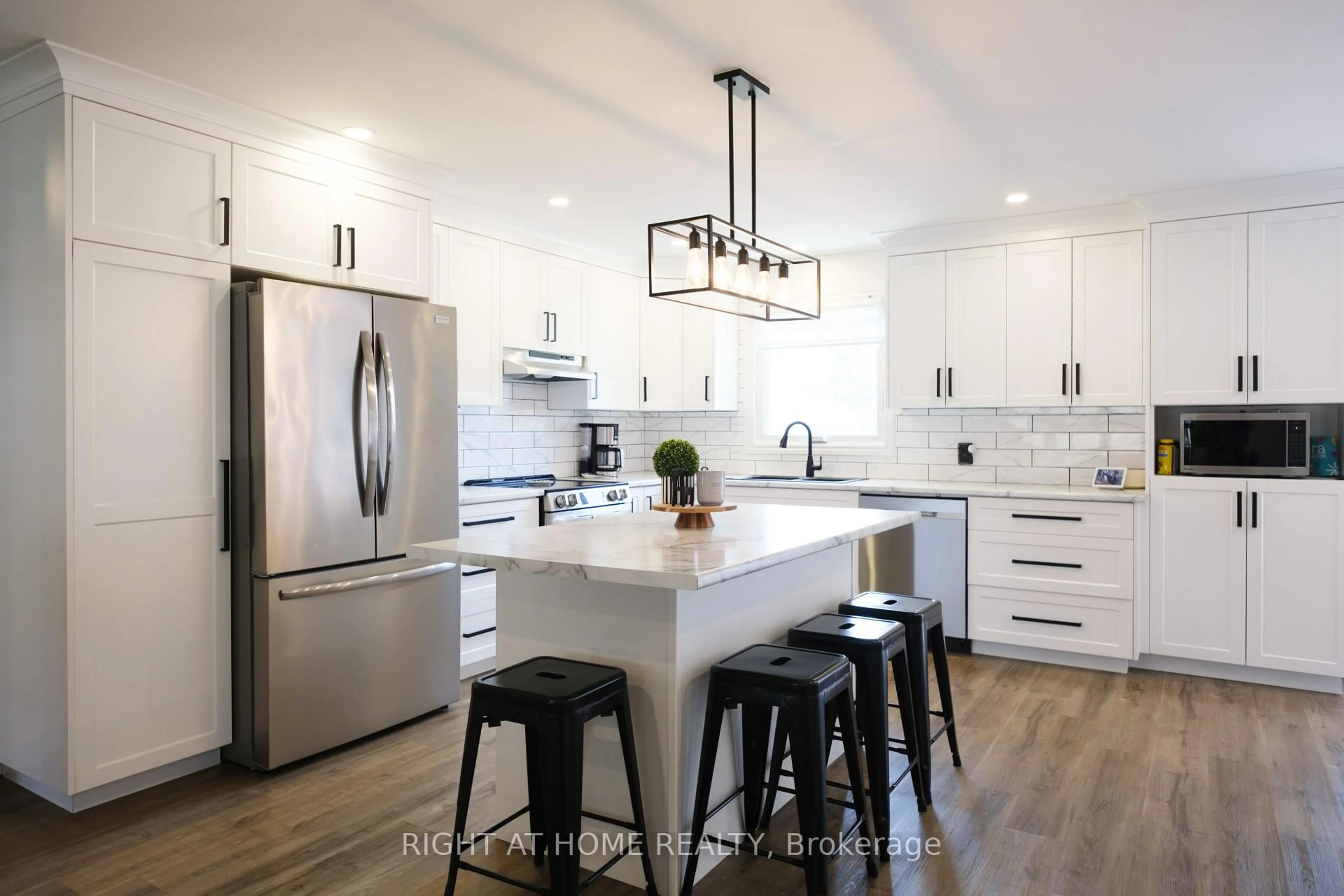 Open concept kitchen, unknown for 14 Fisher St, White Lake Ontario K0A 3L0