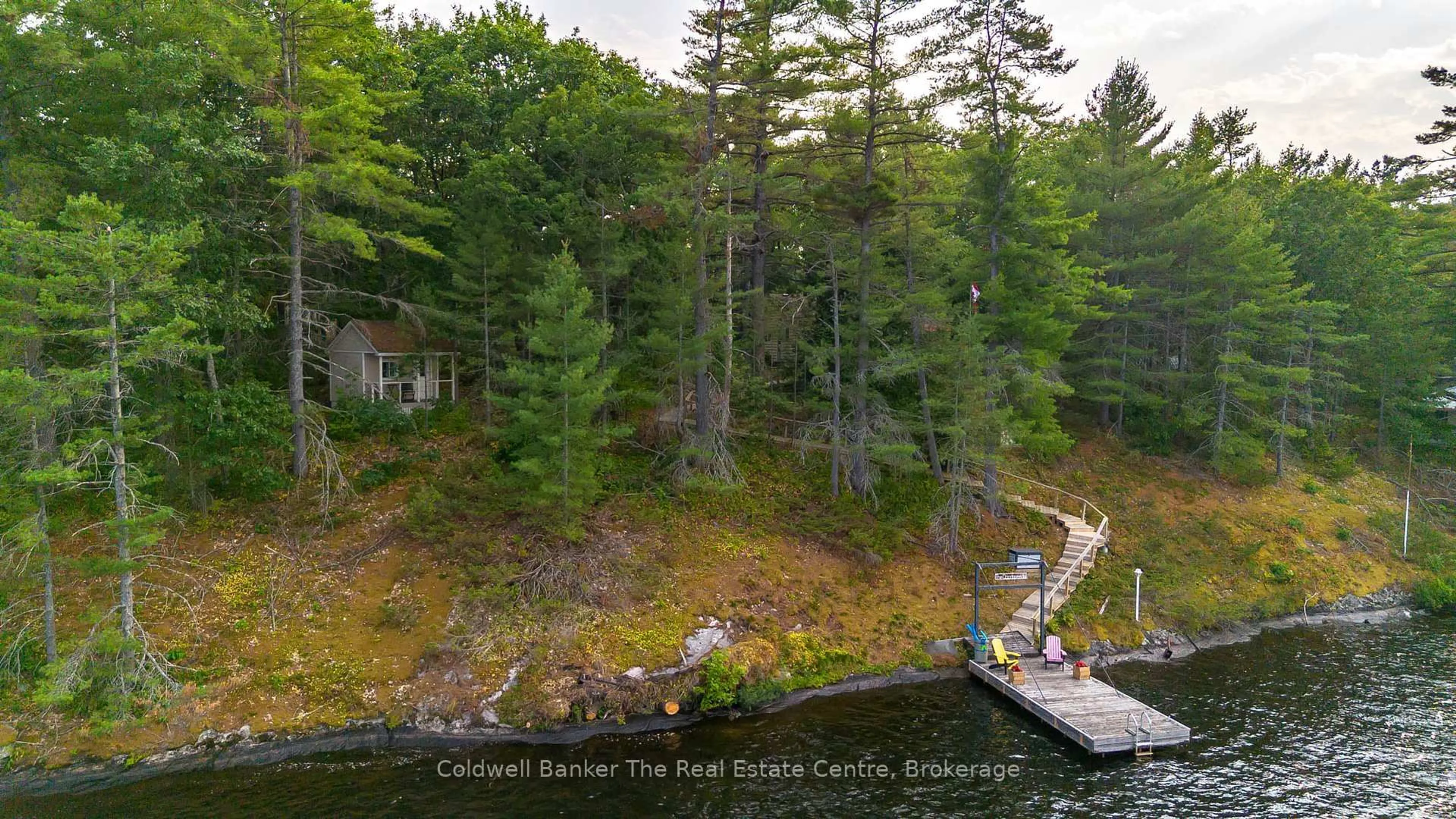 A pic from outside/outdoor area/front of a property/back of a property/a pic from drone, water/lake/river/ocean view for 11 Drury Lane, Gravenhurst Ontario P1P 1R2