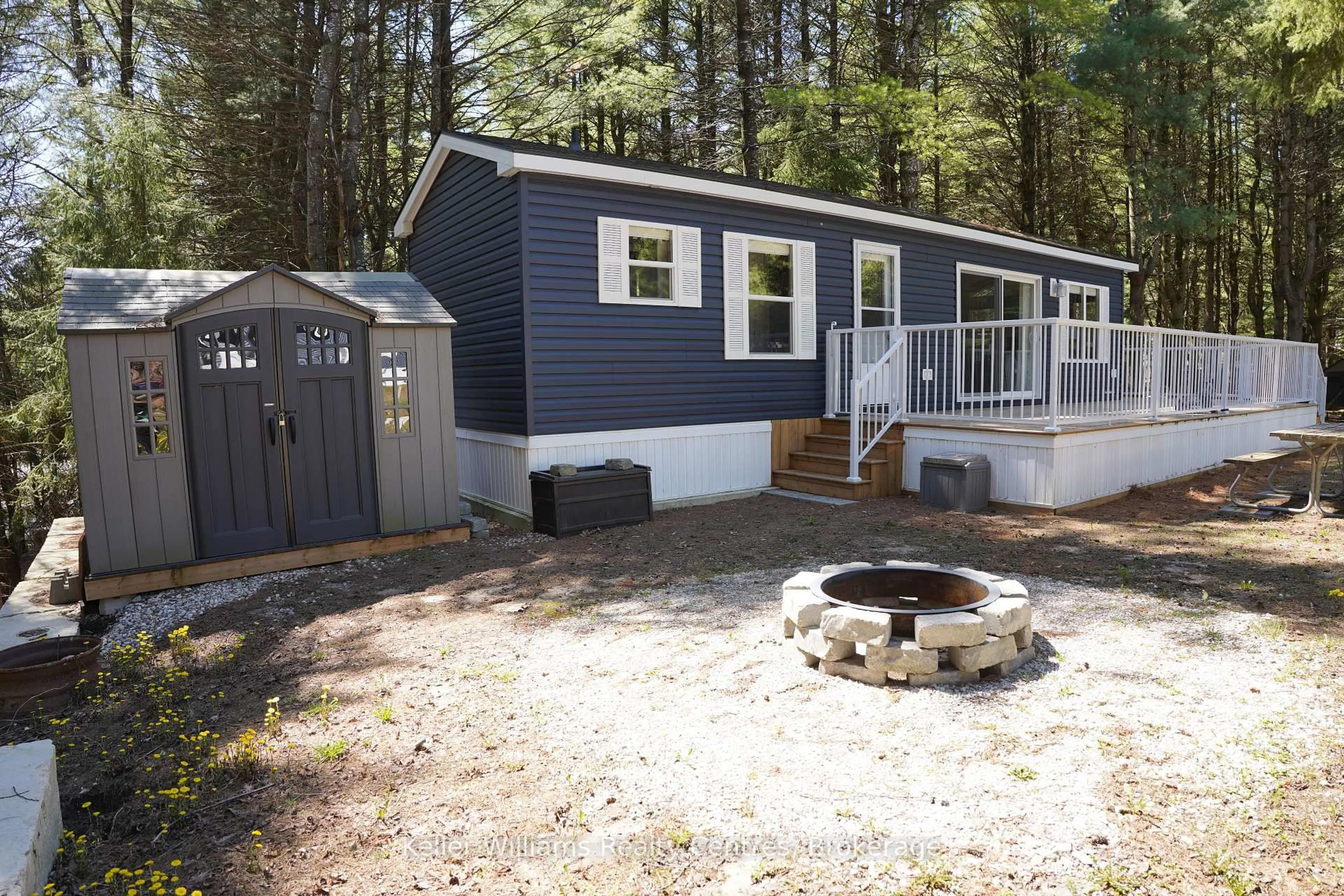 Unknown for 13 Southline Ave #W16, Huron-Kinloss Ontario N2Z 2X5