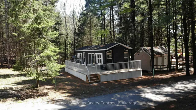 13 Southline Ave #W16, Huron-Kinloss 2