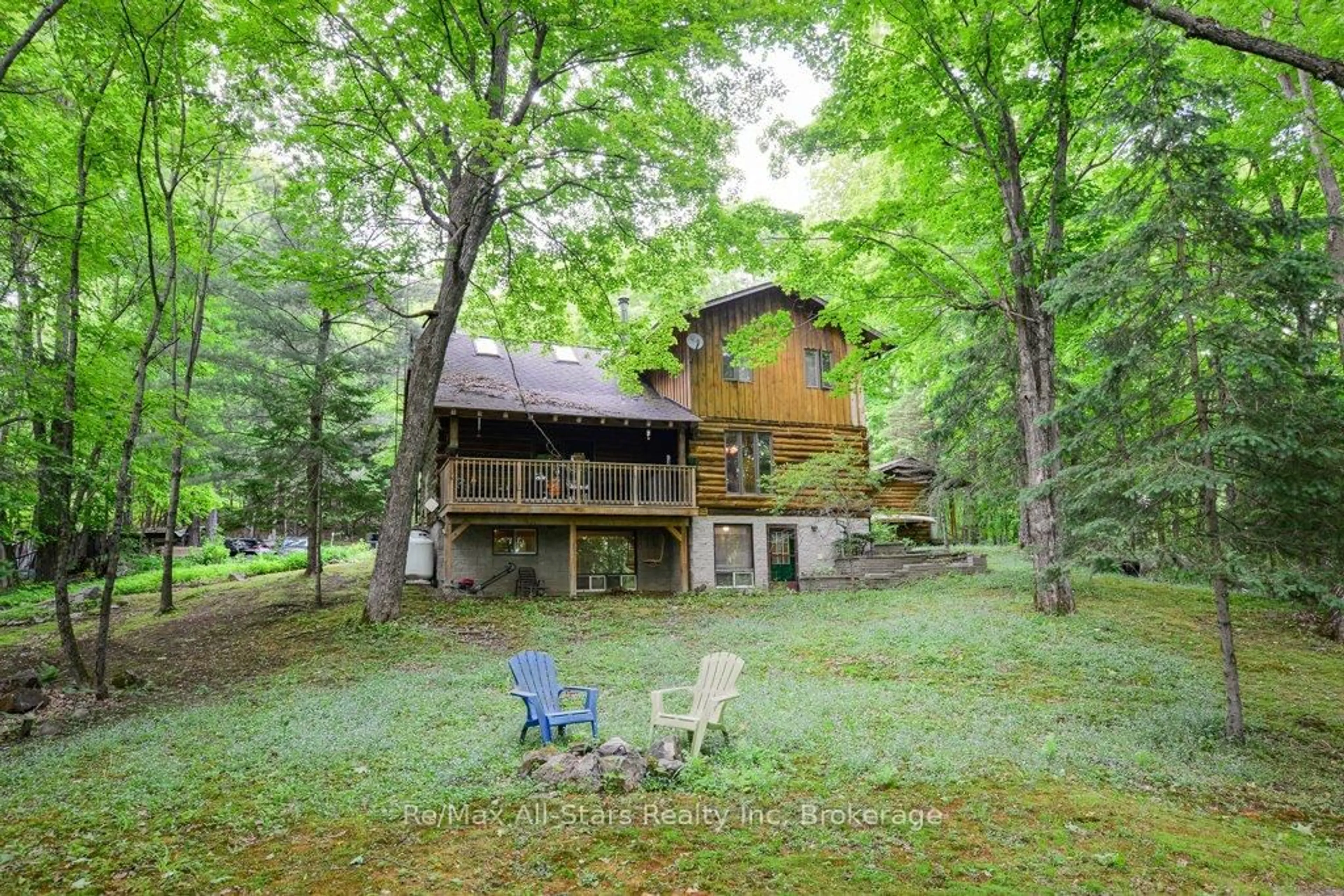 Patio, water/lake/river/ocean view for 1386 South Portage Rd, Lake of Bays Ontario P1H 2J6