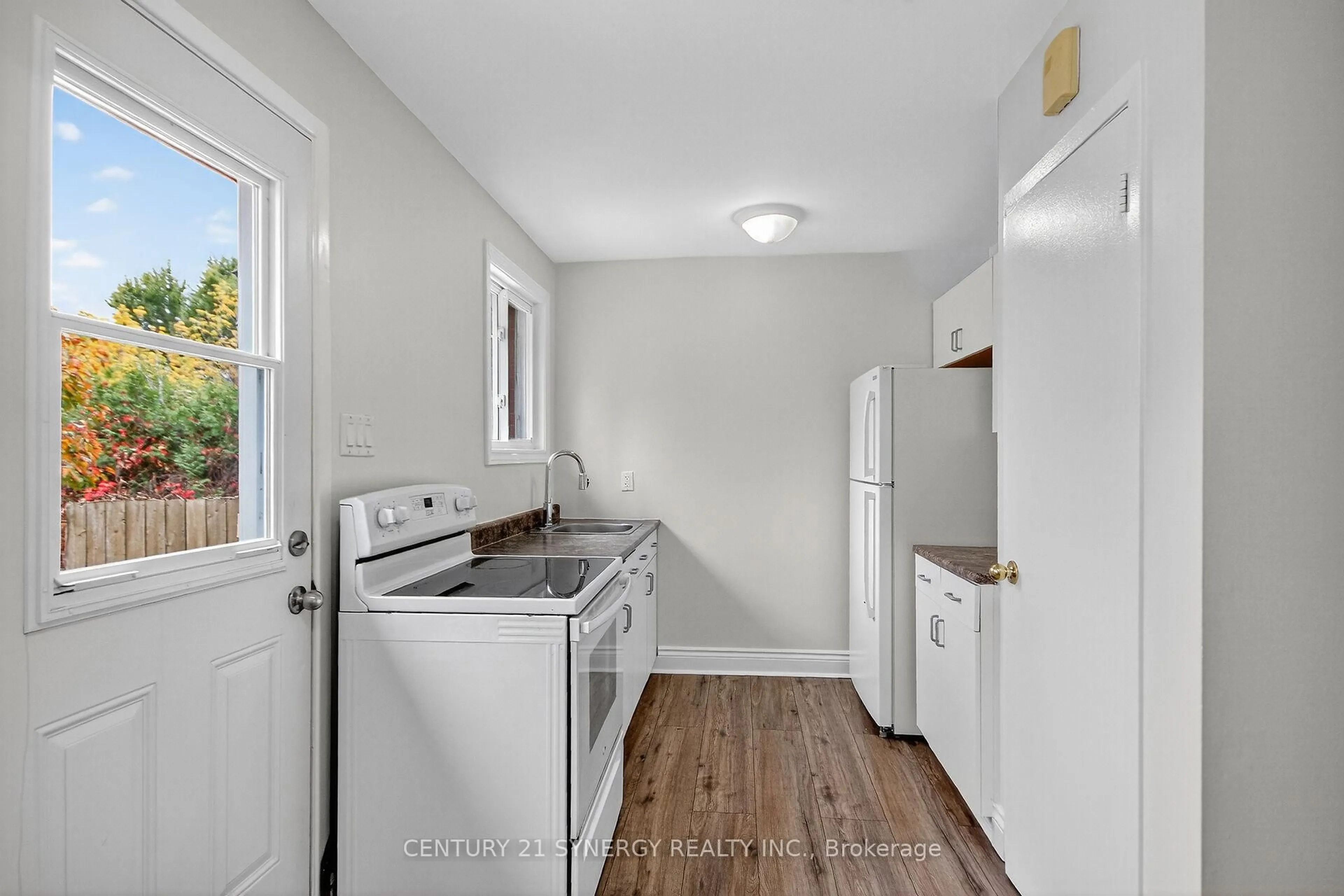 Unknown for 928 Meadowlands Dr, Ottawa Ontario K2C 0K3