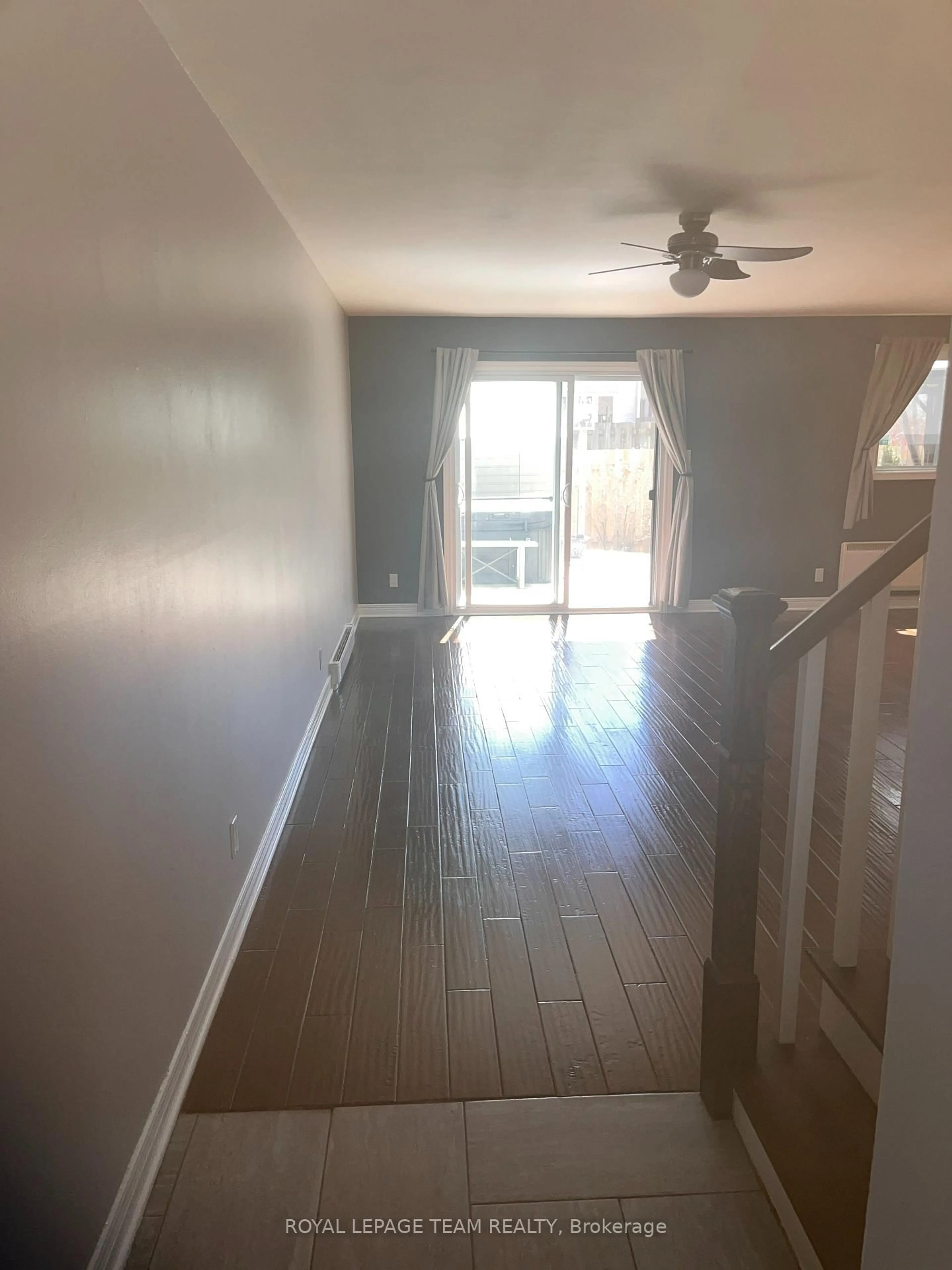 A pic of a room for 87 Grady Cres, Ottawa Ontario K2H 5S2