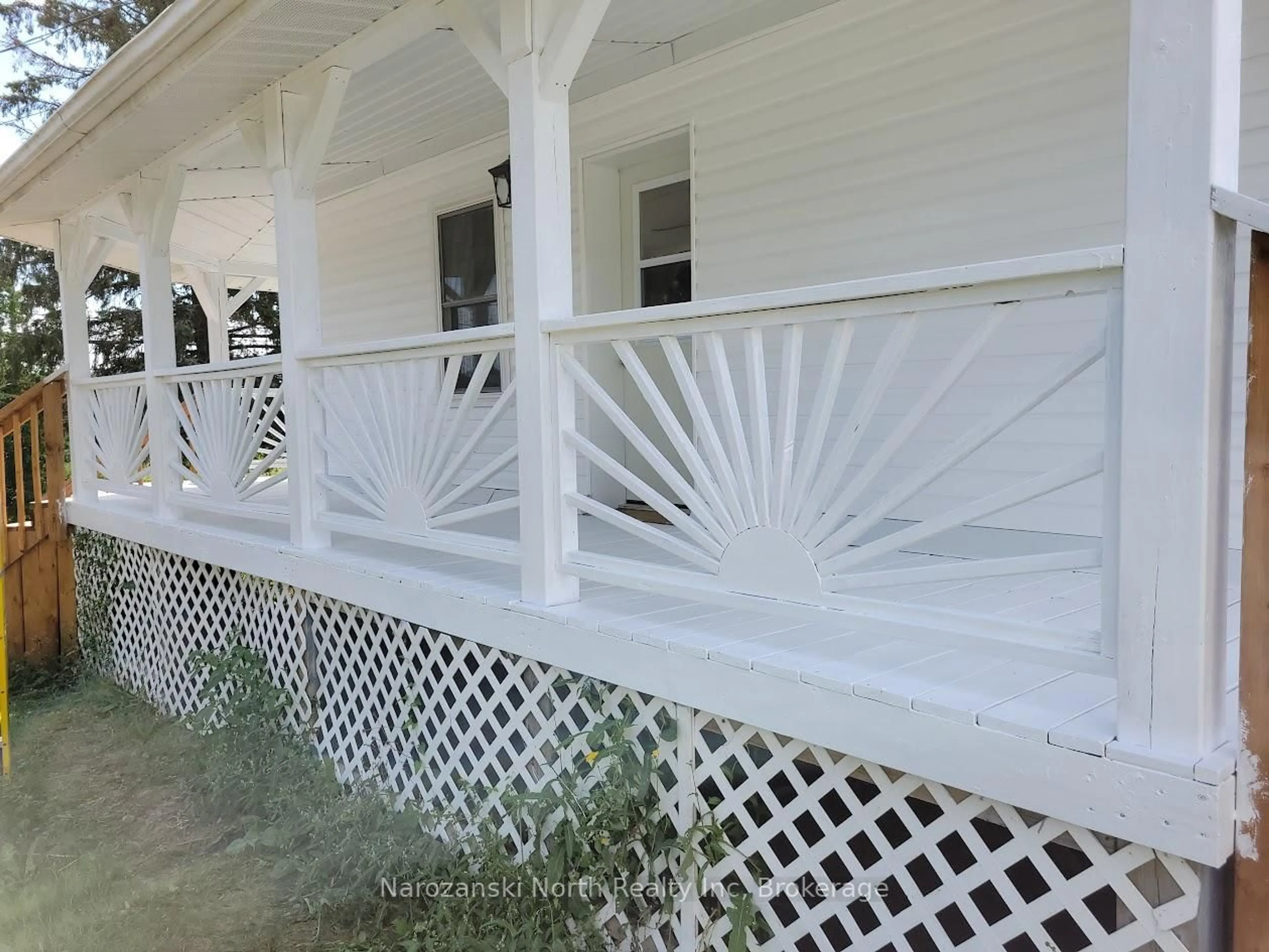 Patio, street for 809 Highway 64 Highway, French River Ontario P0M 1A0