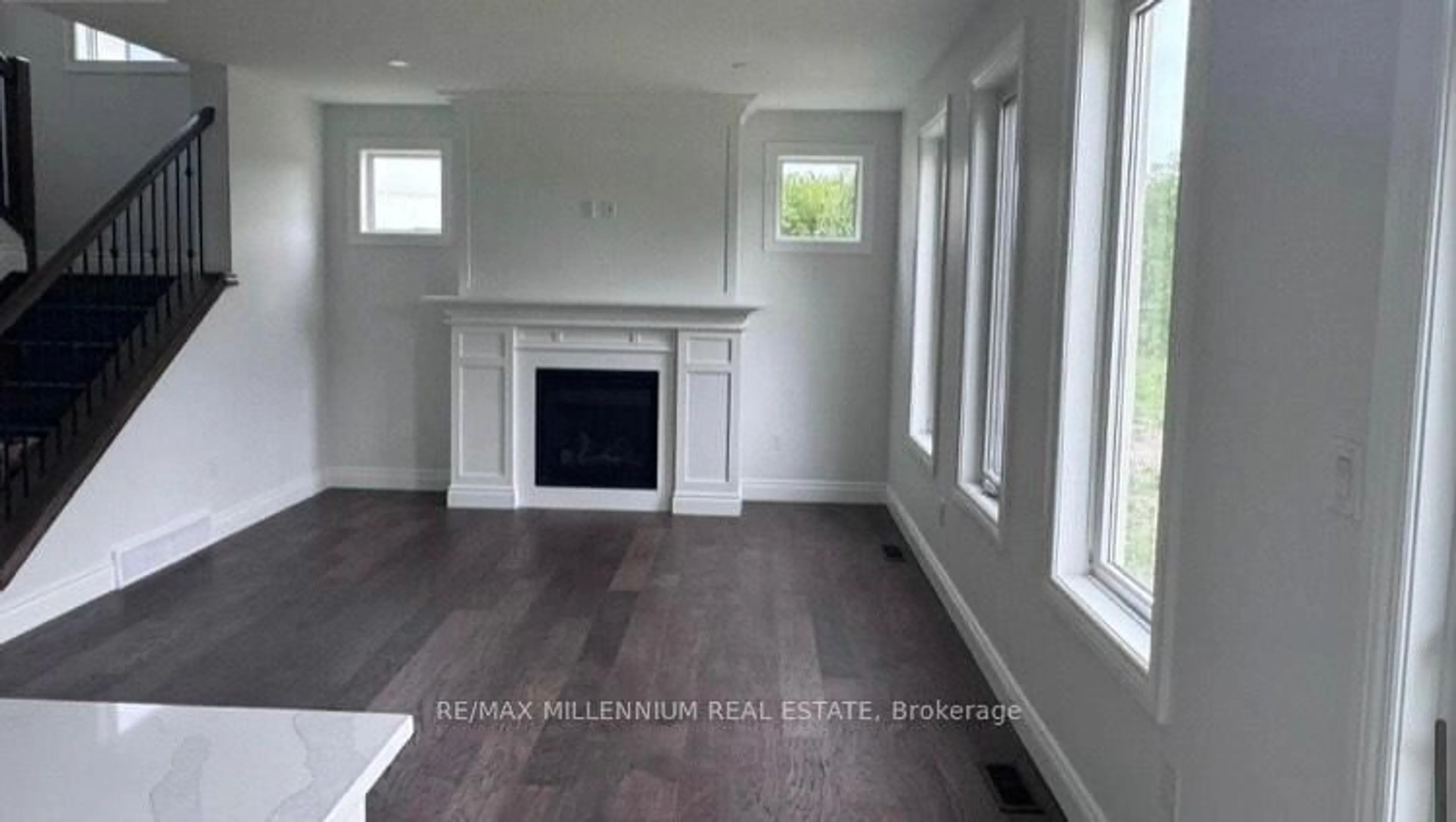 A pic of a room for 77 Redwood Ave, Kingsville Ontario N0R 1B0