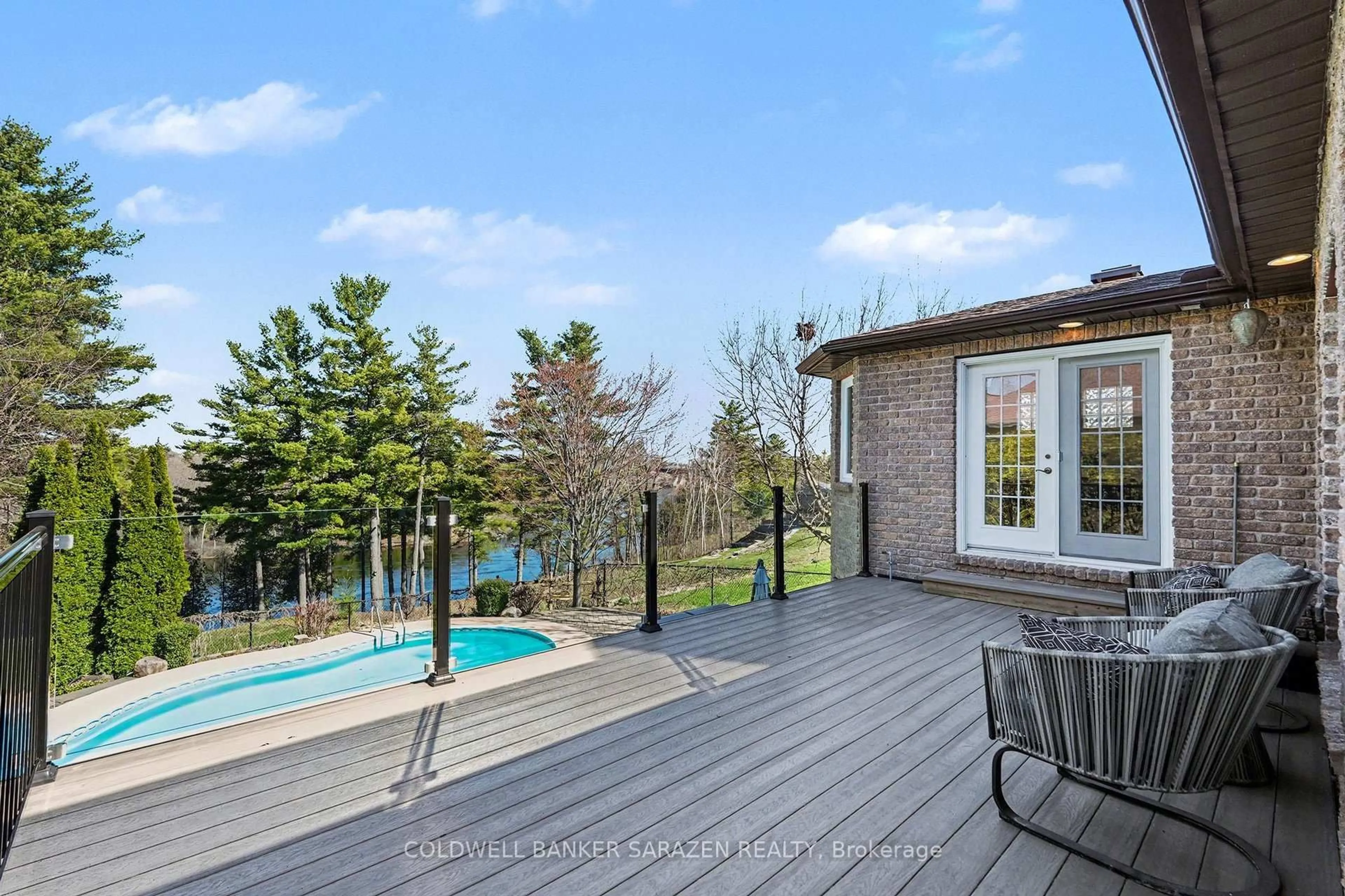 Patio, water/lake/river/ocean view for 175 Charles St, Arnprior Ontario K7S 3V5