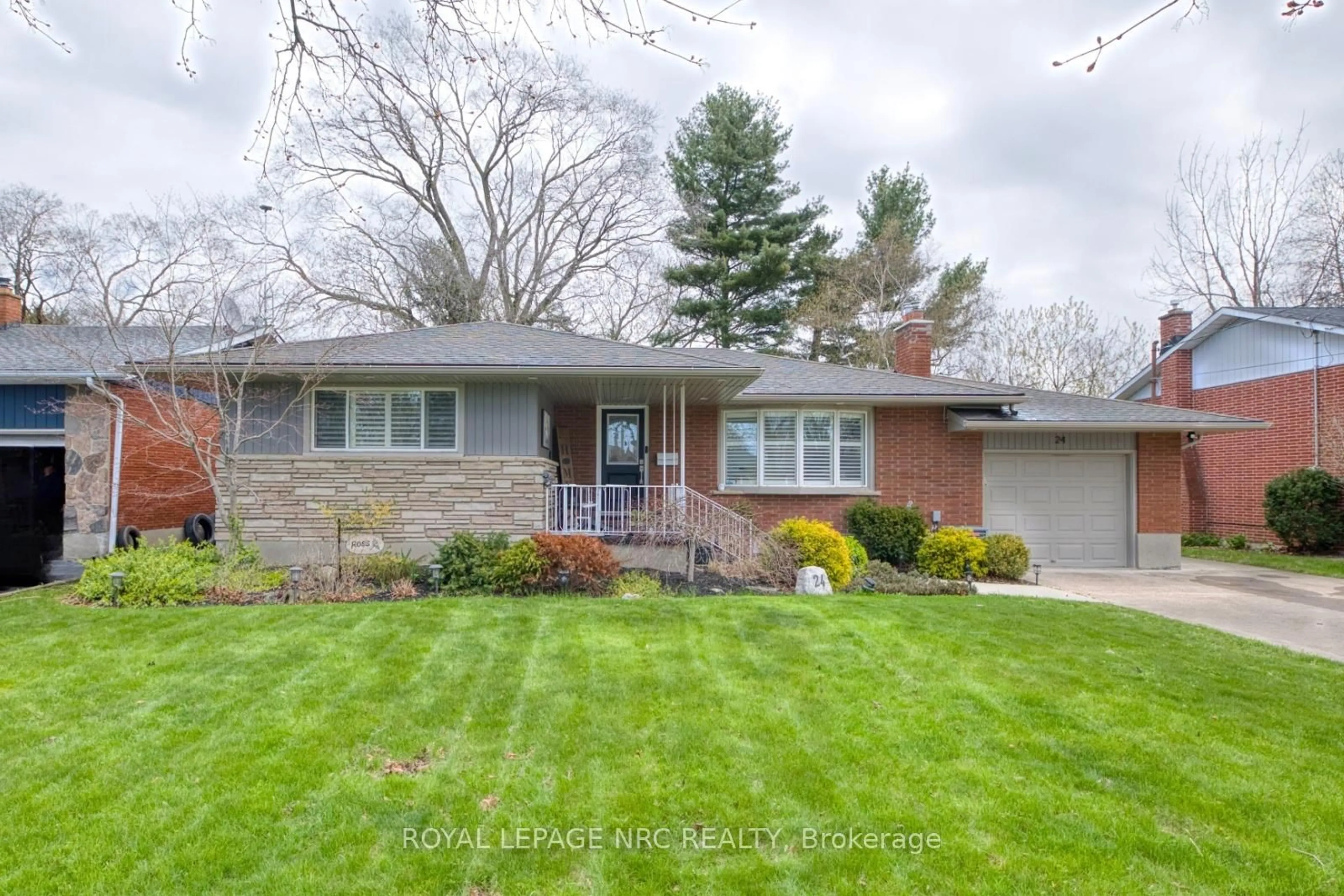 Home with brick exterior material, street for 24 O`MARA Dr, St. Catharines Ontario L2M 1V2