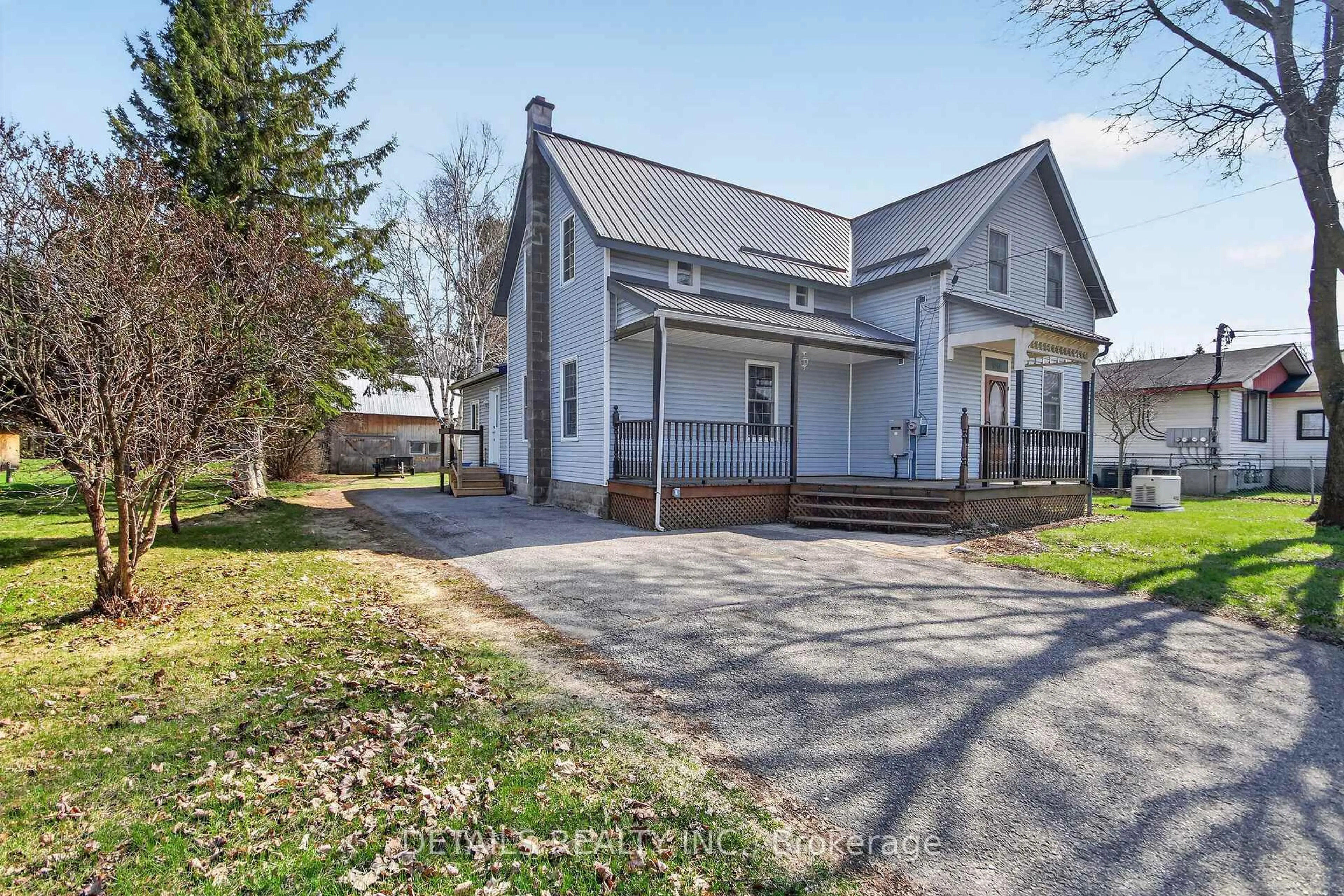 A pic from outside/outdoor area/front of a property/back of a property/a pic from drone, street for 5554 Osgoode Main St, Osgoode Ontario K0A 2W0