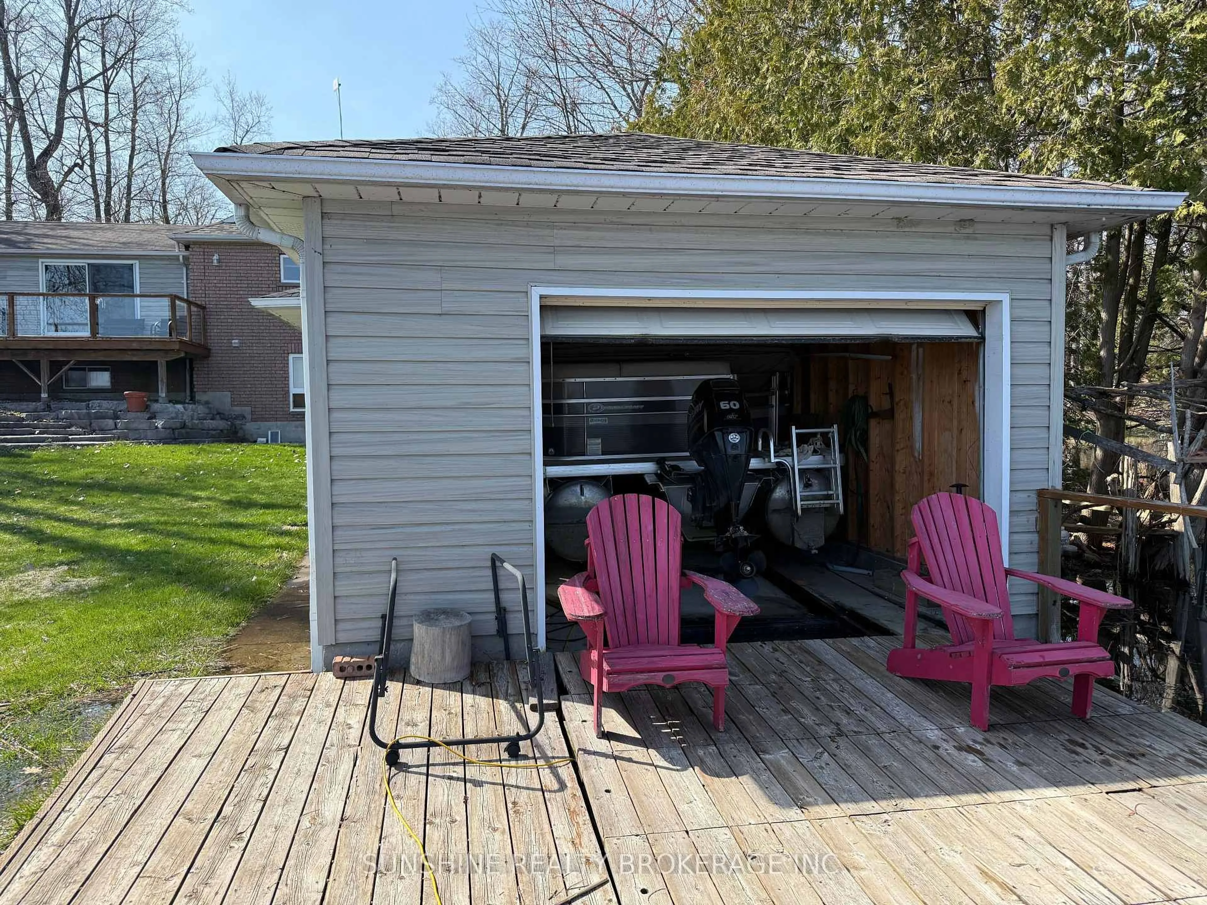 Indoor garage for 47 WOODLAND Tr, Trent Lakes Ontario K0L 1J0