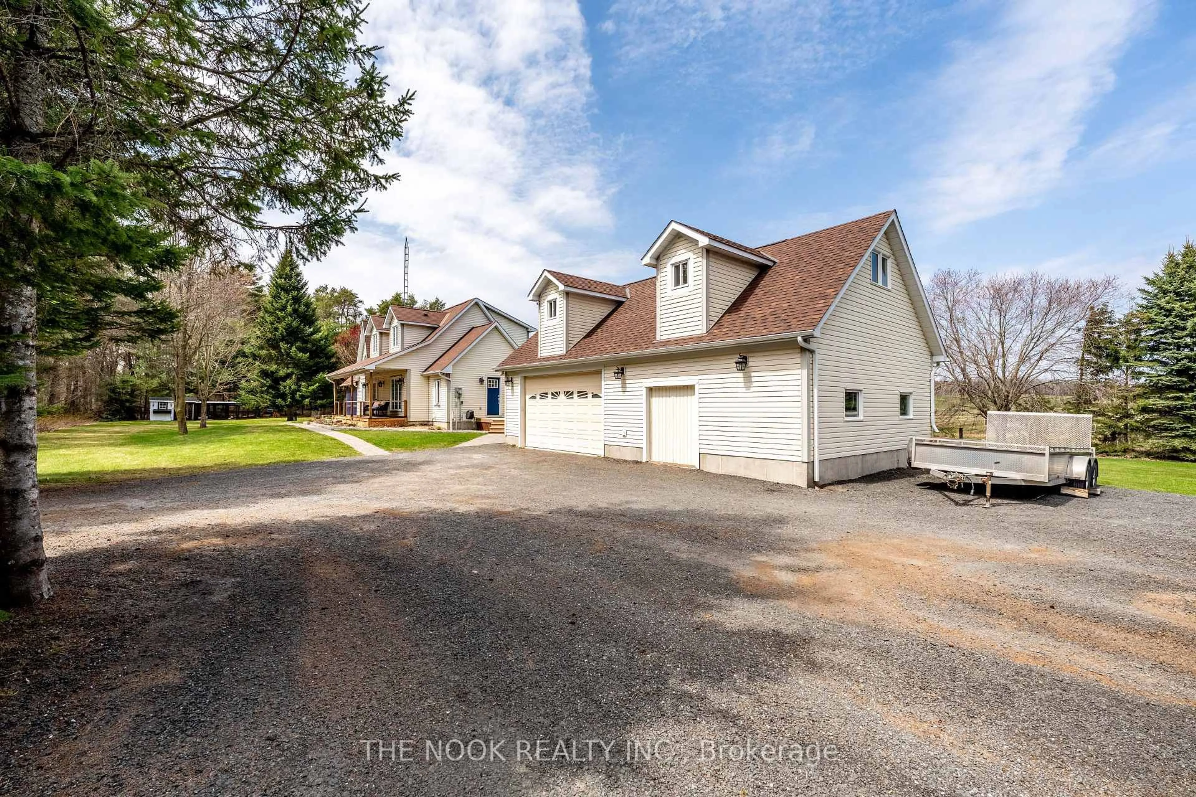 A pic from outside/outdoor area/front of a property/back of a property/a pic from drone, street for 279 Solanum Way, Kawartha Lakes Ontario L0A 1K0