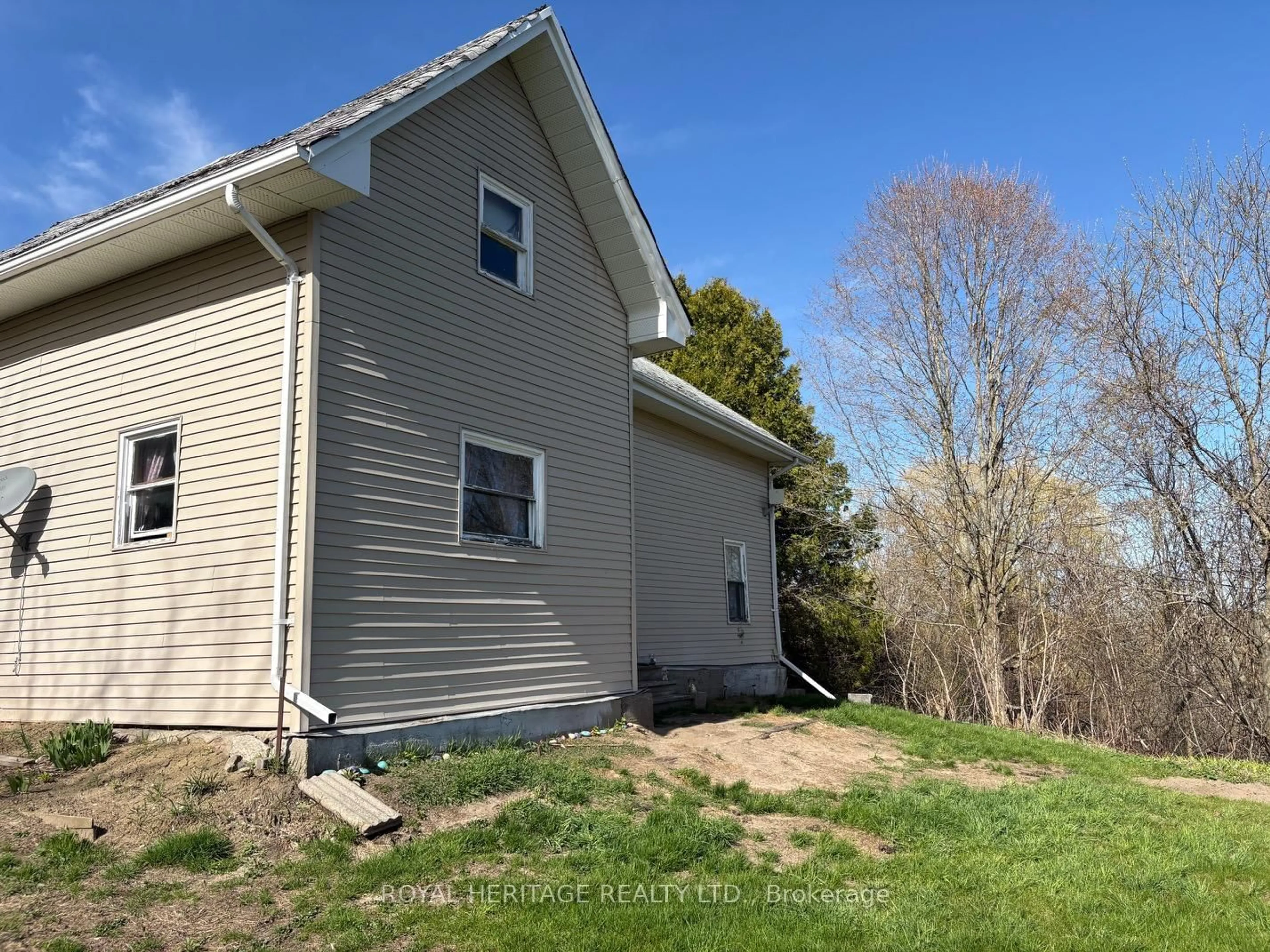 A pic from outside/outdoor area/front of a property/back of a property/a pic from drone, unknown for 322 Dingman Rd, Cramahe Ontario K0K 1M0